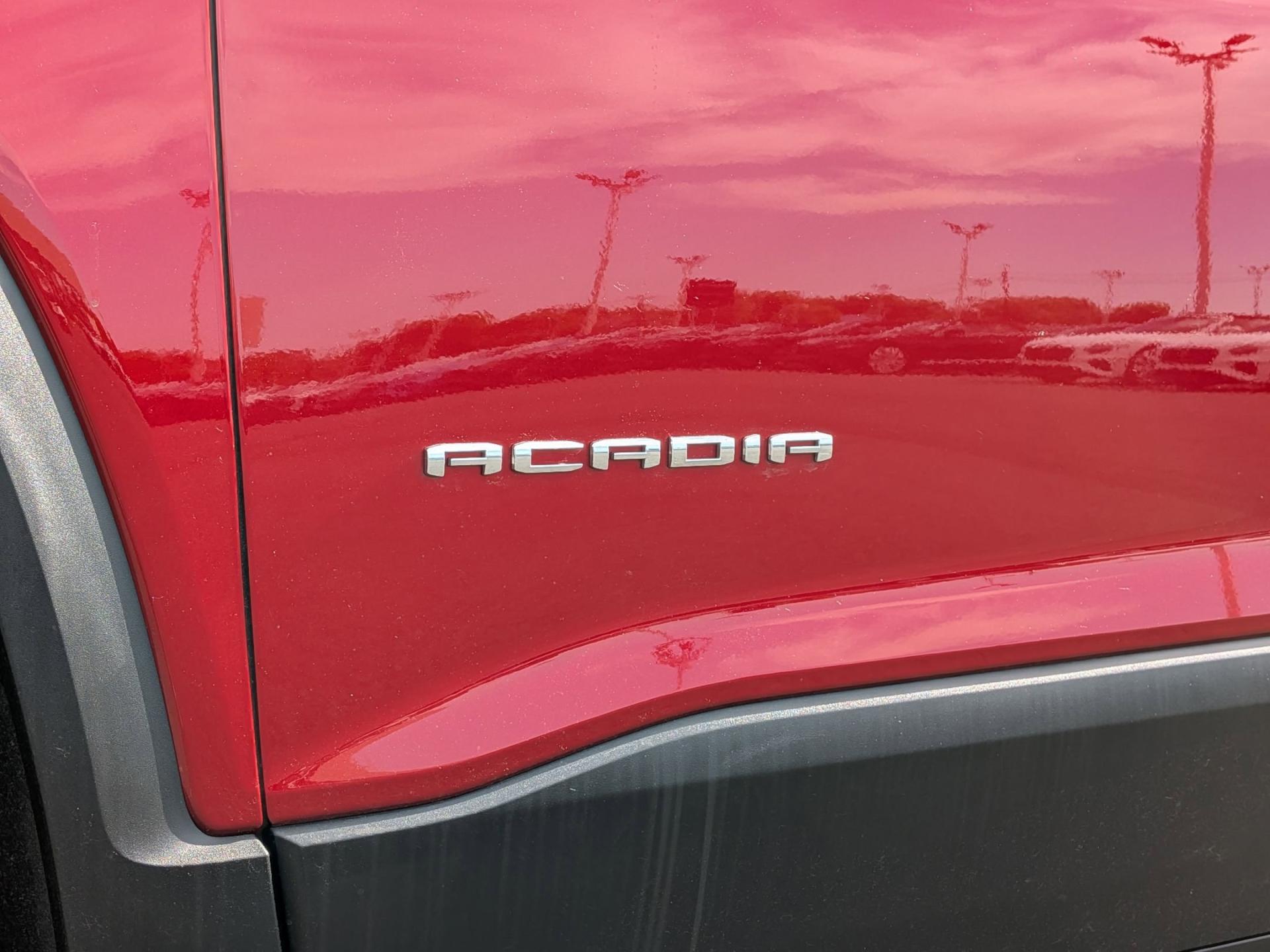 2023 GMC Acadia SLT - Photo 31