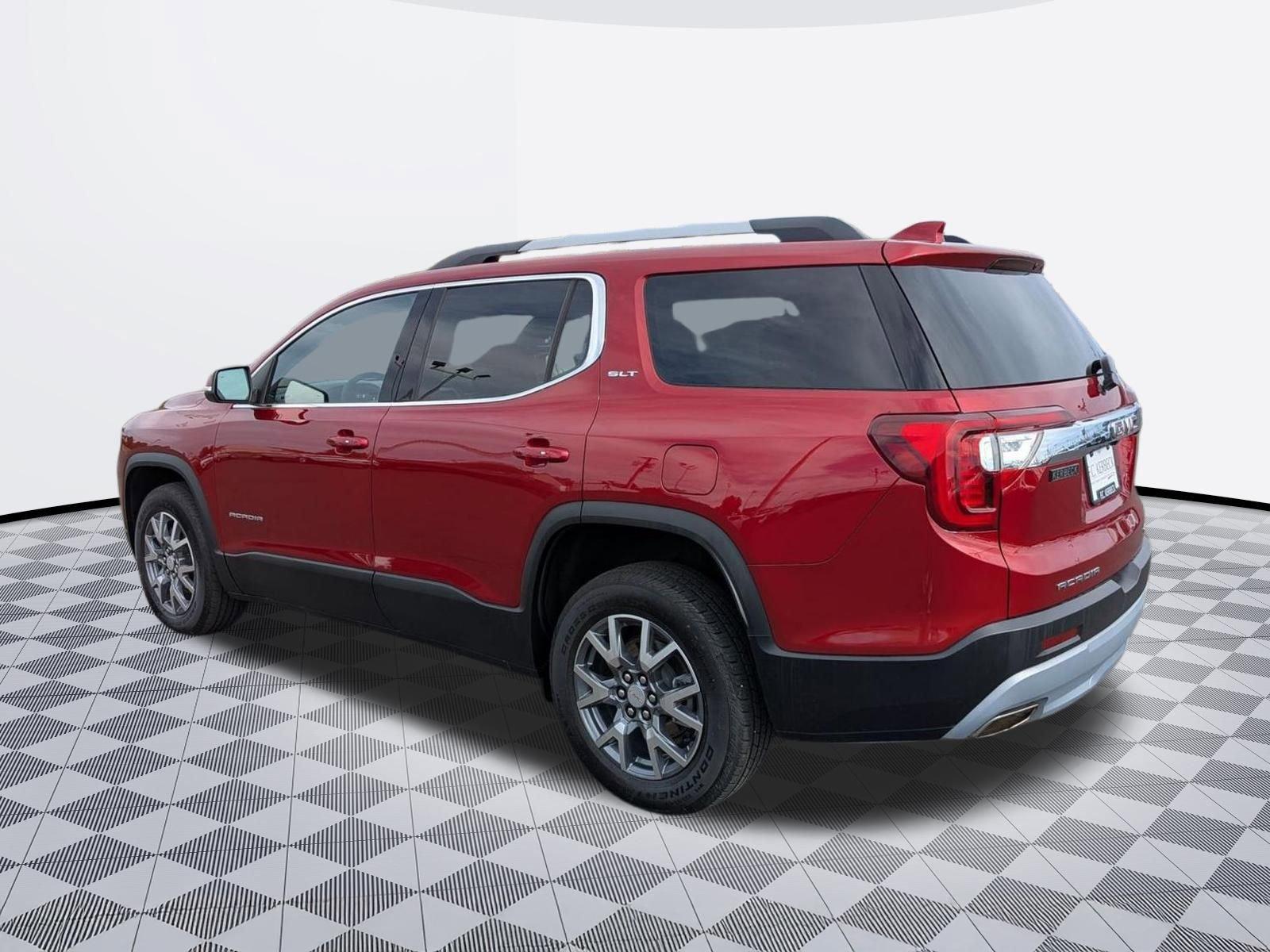 2023 GMC Acadia SLT - Photo 7