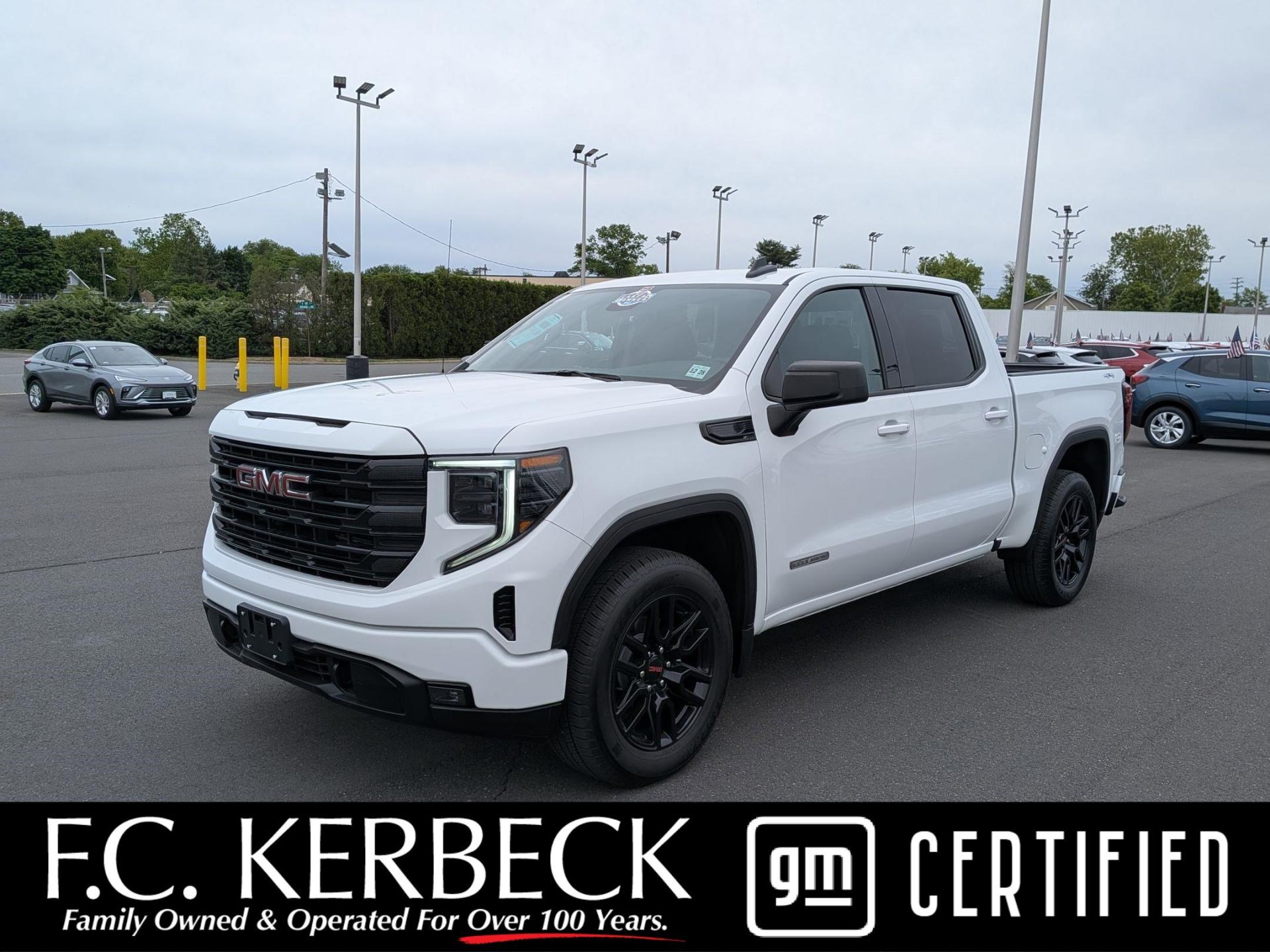 2024 GMC Sierra 4WD Crew Cab Short Box Elevation's photo