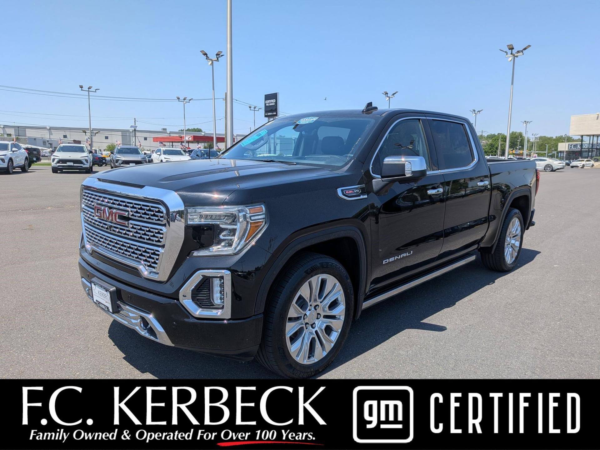 2020 GMC Sierra 4WD Crew Cab Short Box Denali's photo
