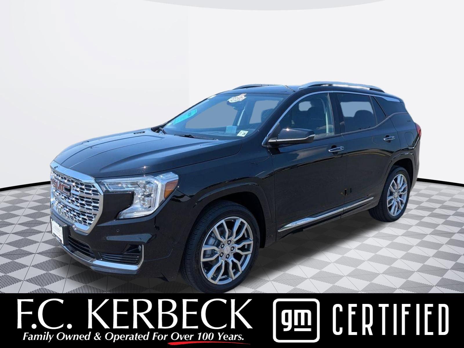 2023 GMC Terrain Denali AWD's photo