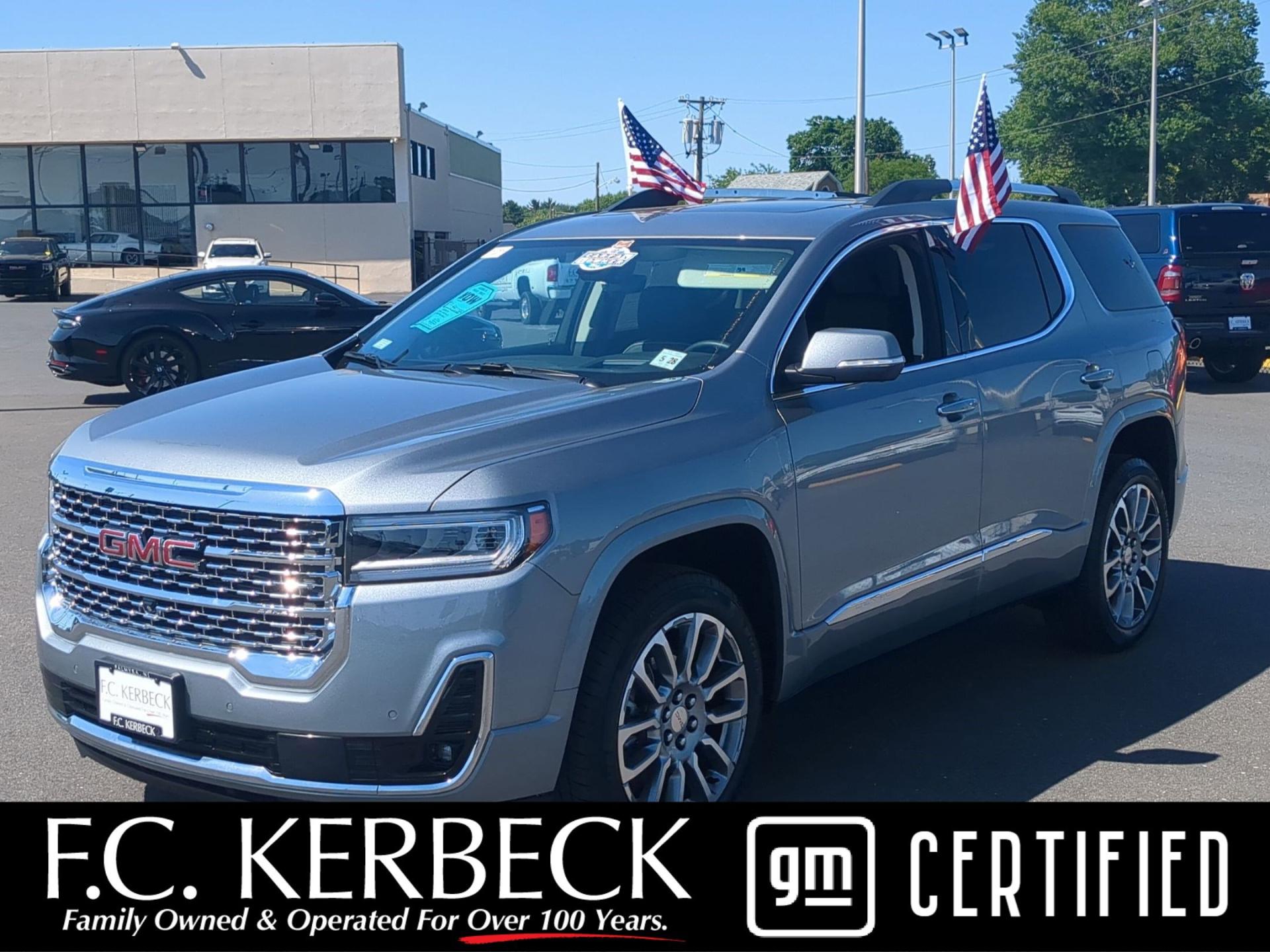 2023 GMC Acadia Denali AWD's photo
