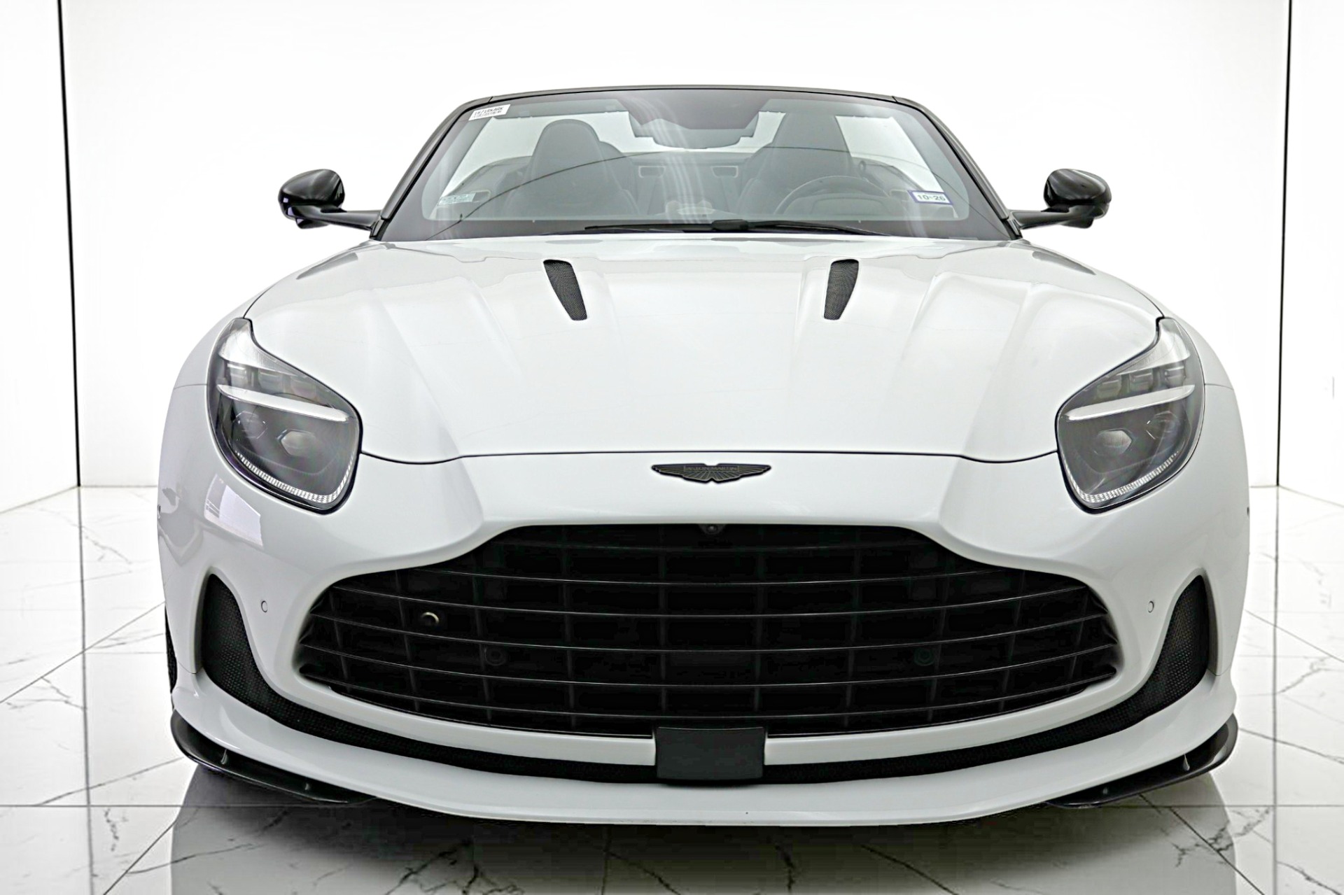2024 Aston Martin DB12 Base - Photo 33