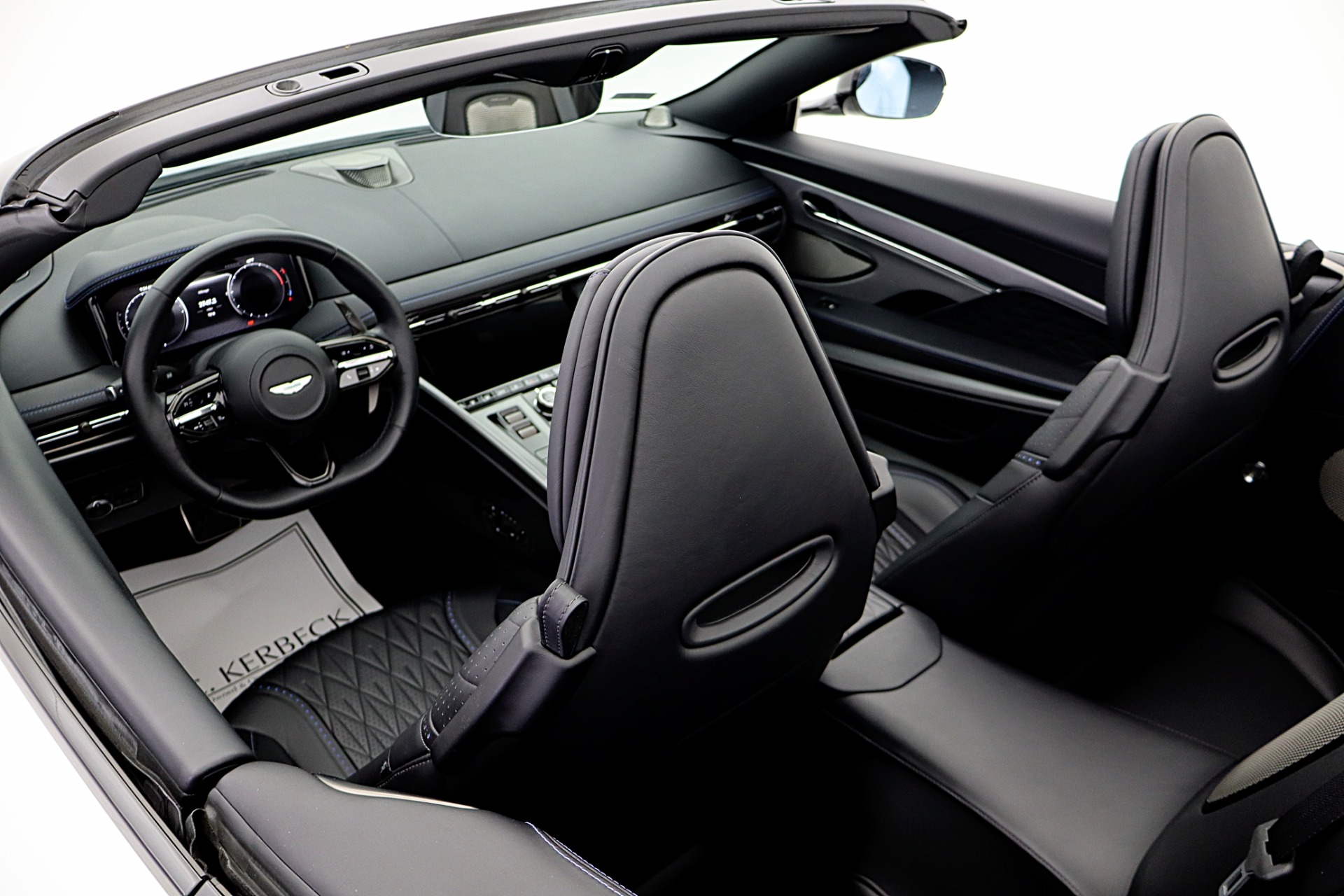 2024 Aston Martin DB12 Base - Photo 54