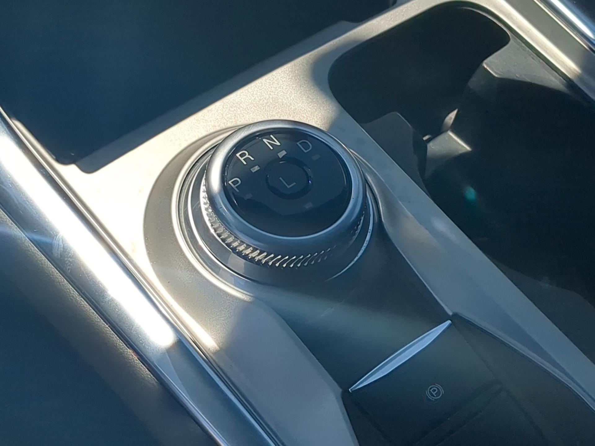 2023 Ford Explorer XLT - Photo 15