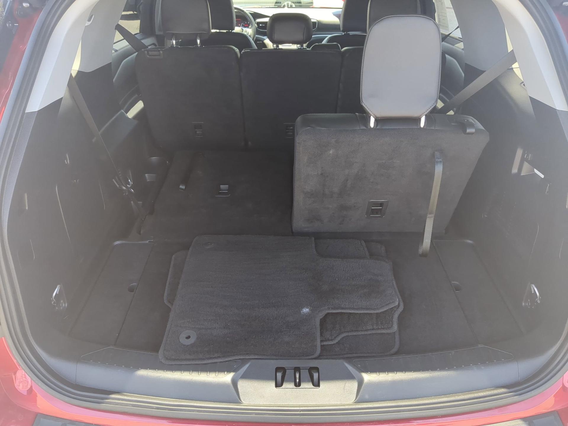 2023 Ford Explorer XLT - Photo 25