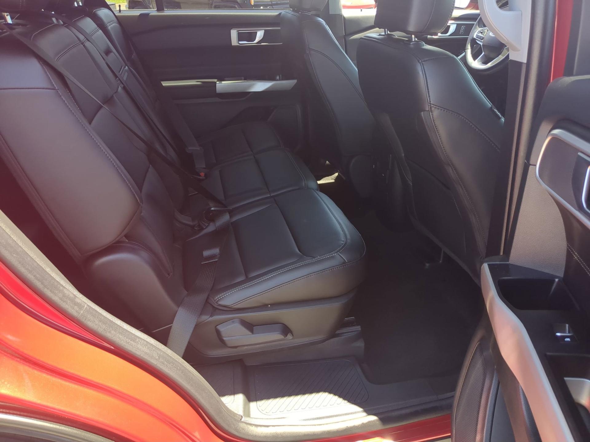 2023 Ford Explorer XLT - Photo 26