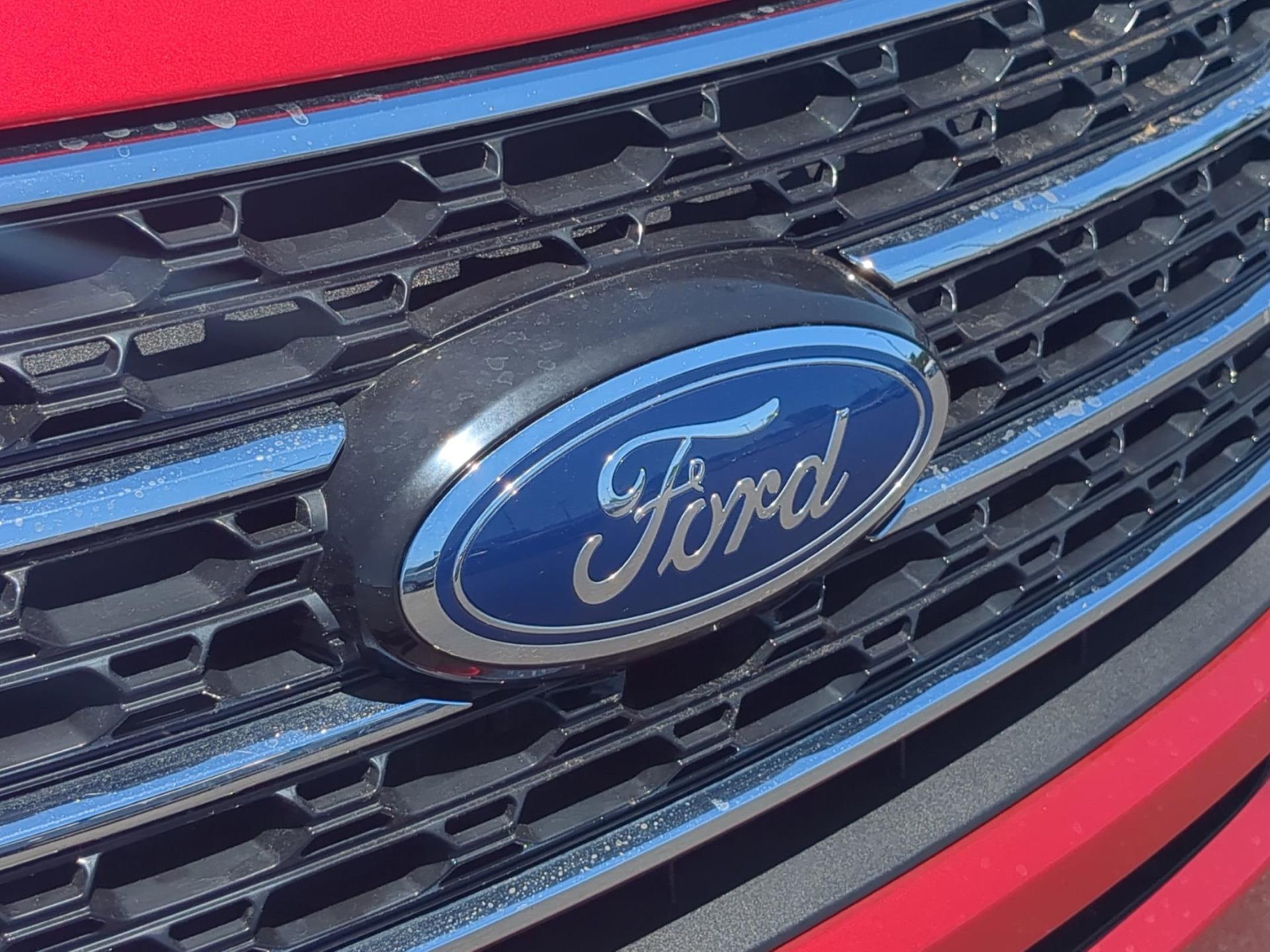 2023 Ford Explorer XLT - Photo 30