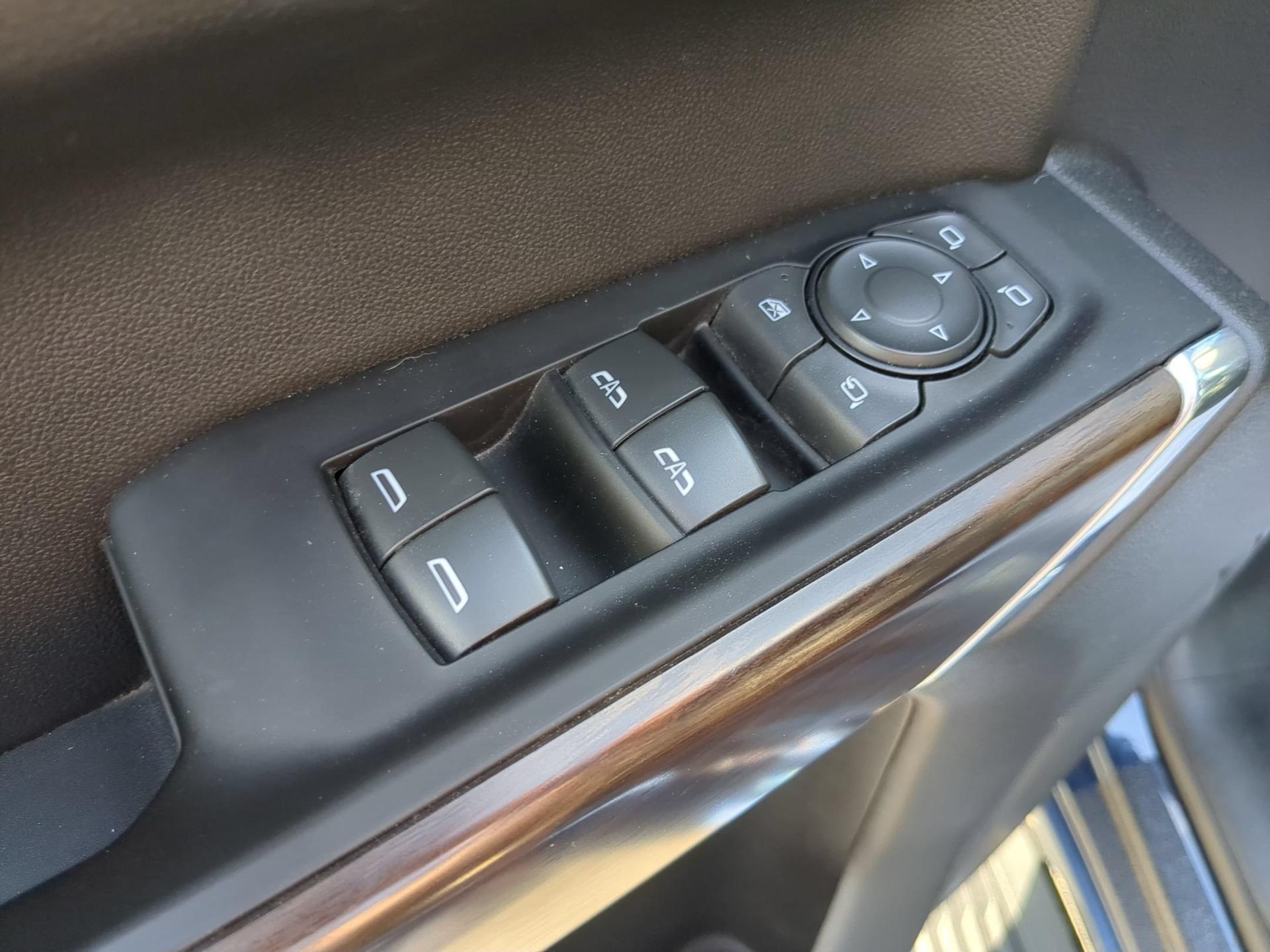 2021 GMC Sierra 1500 SLT - Photo 20