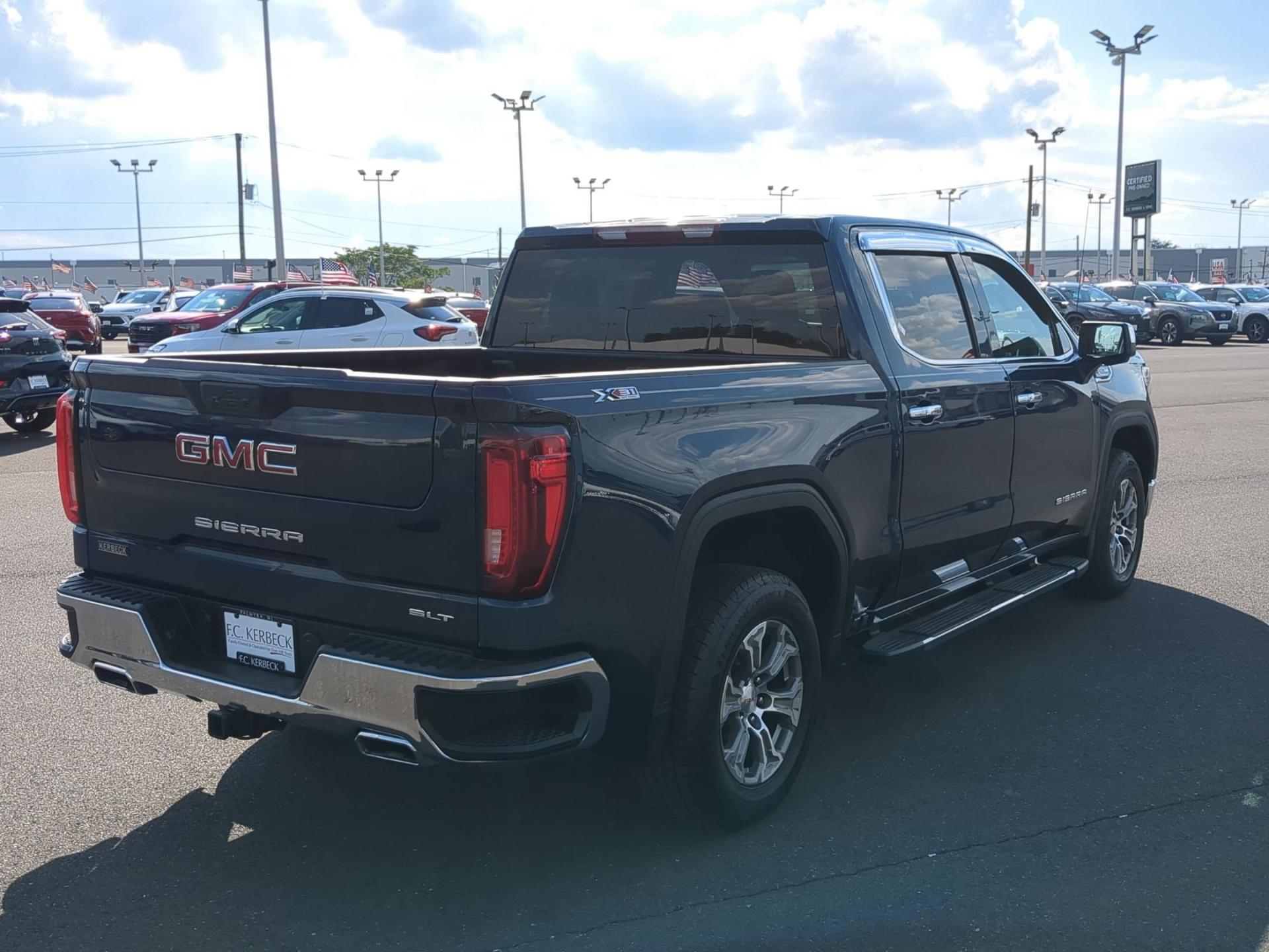 2021 GMC Sierra 1500 SLT - Photo 7