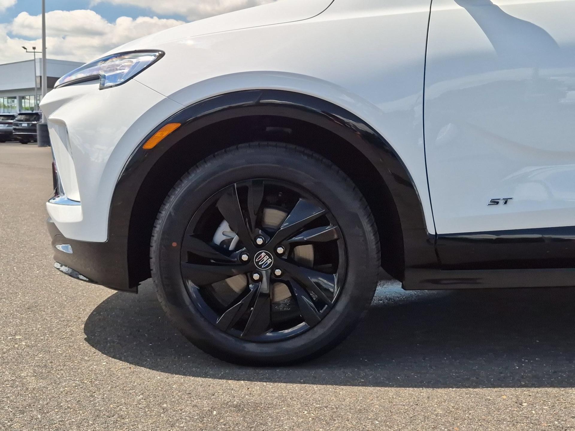 2026 Buick Encore GX Sport Touring - Photo 31