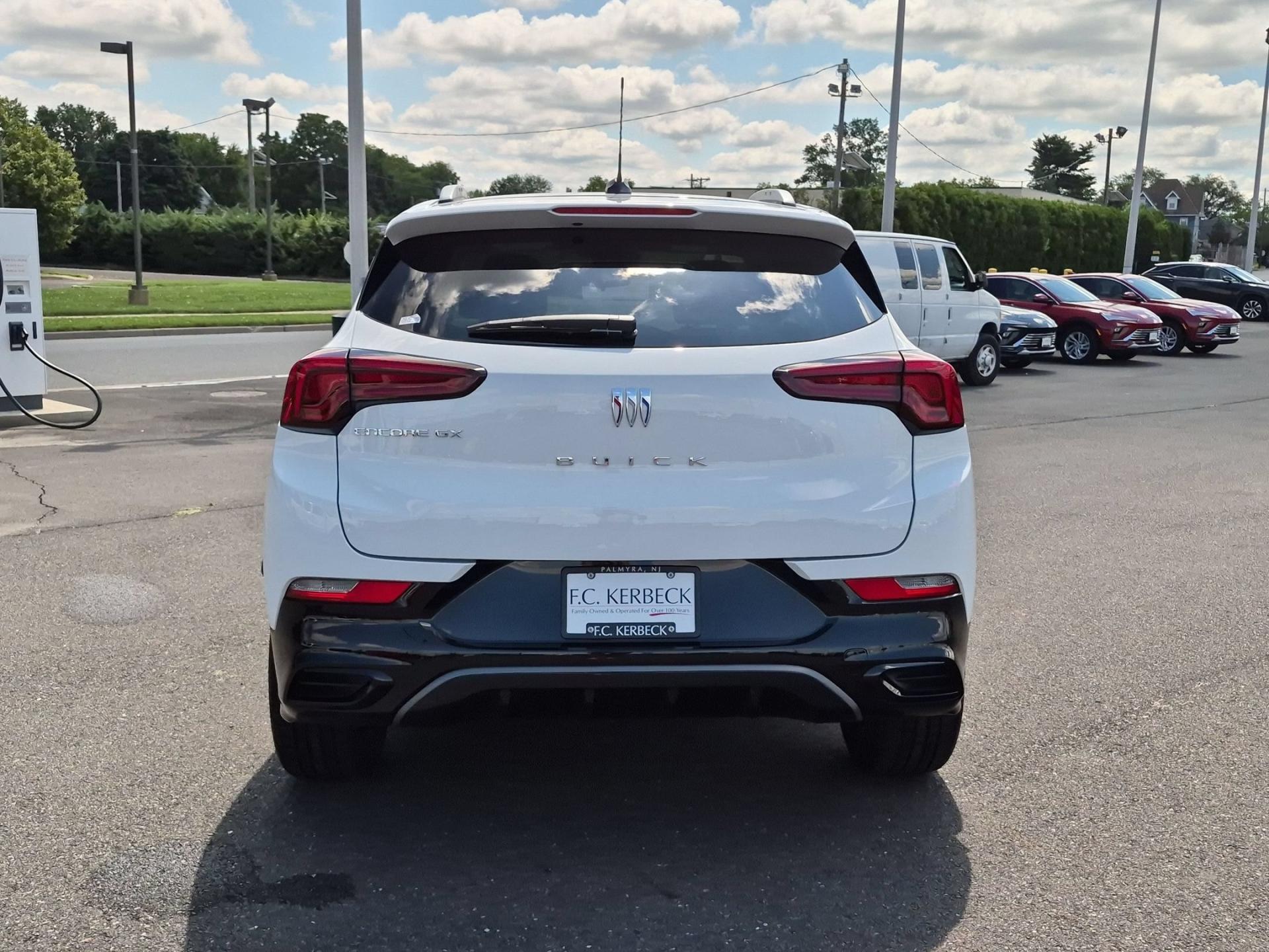 2026 Buick Encore GX Sport Touring - Photo 6