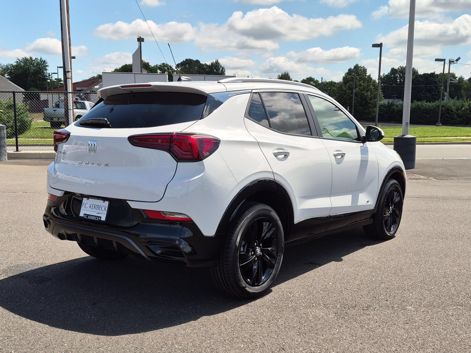 2026 Buick Encore GX Sport Touring - Photo 7