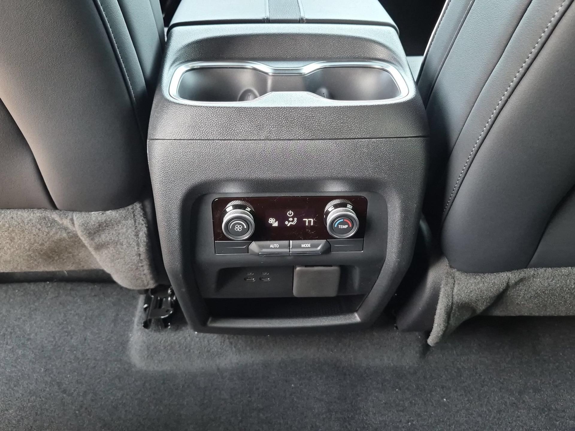 2026 Buick Enclave Sport Touring - Photo 21