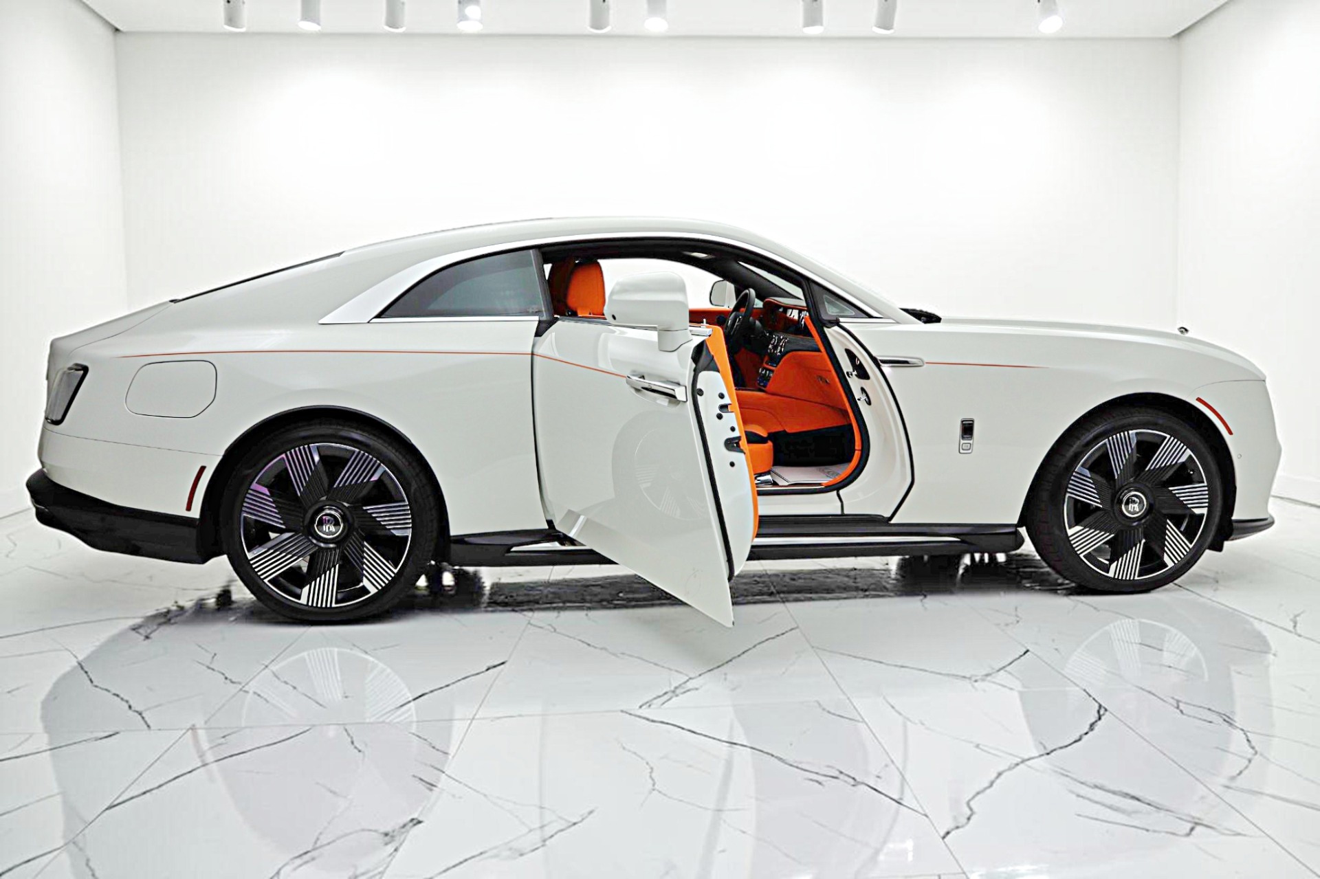 2026 Rolls-Royce Spectre Base - Photo 17
