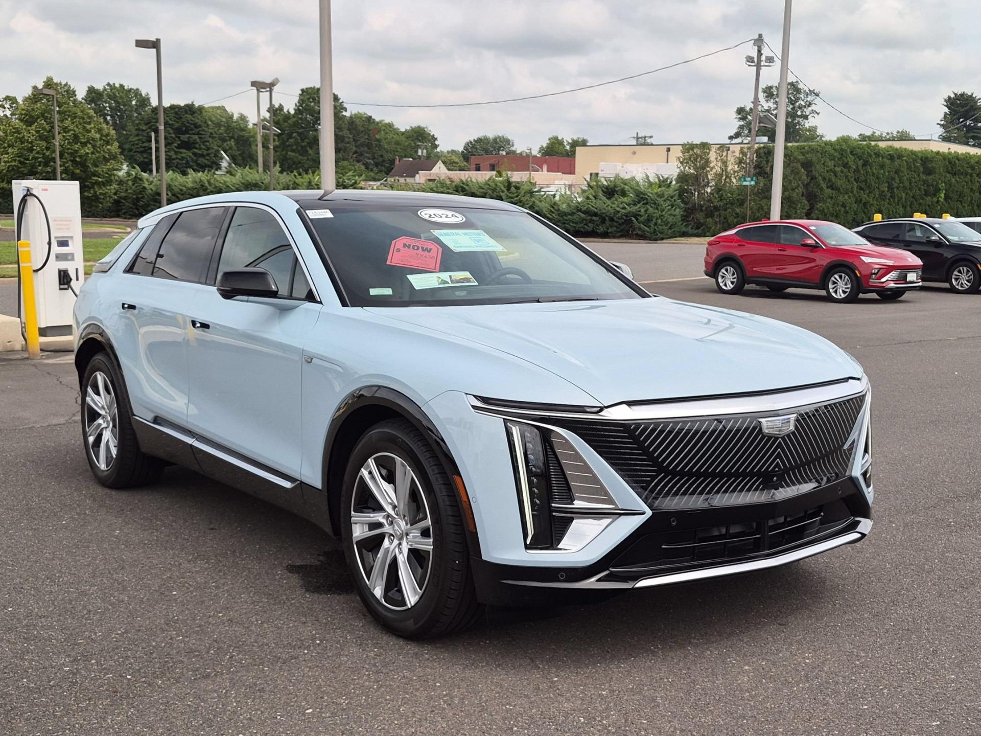 Used 2024 Cadillac LYRIQ Tech with VIN 1GYKPMRK0RZ125339 for sale in Palmyra, NJ