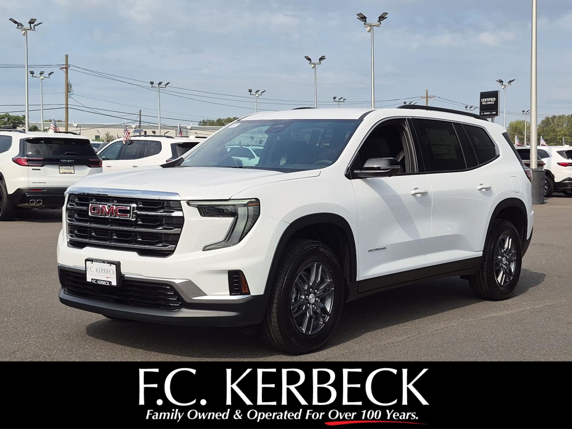 2027 GMC Acadia Elevation