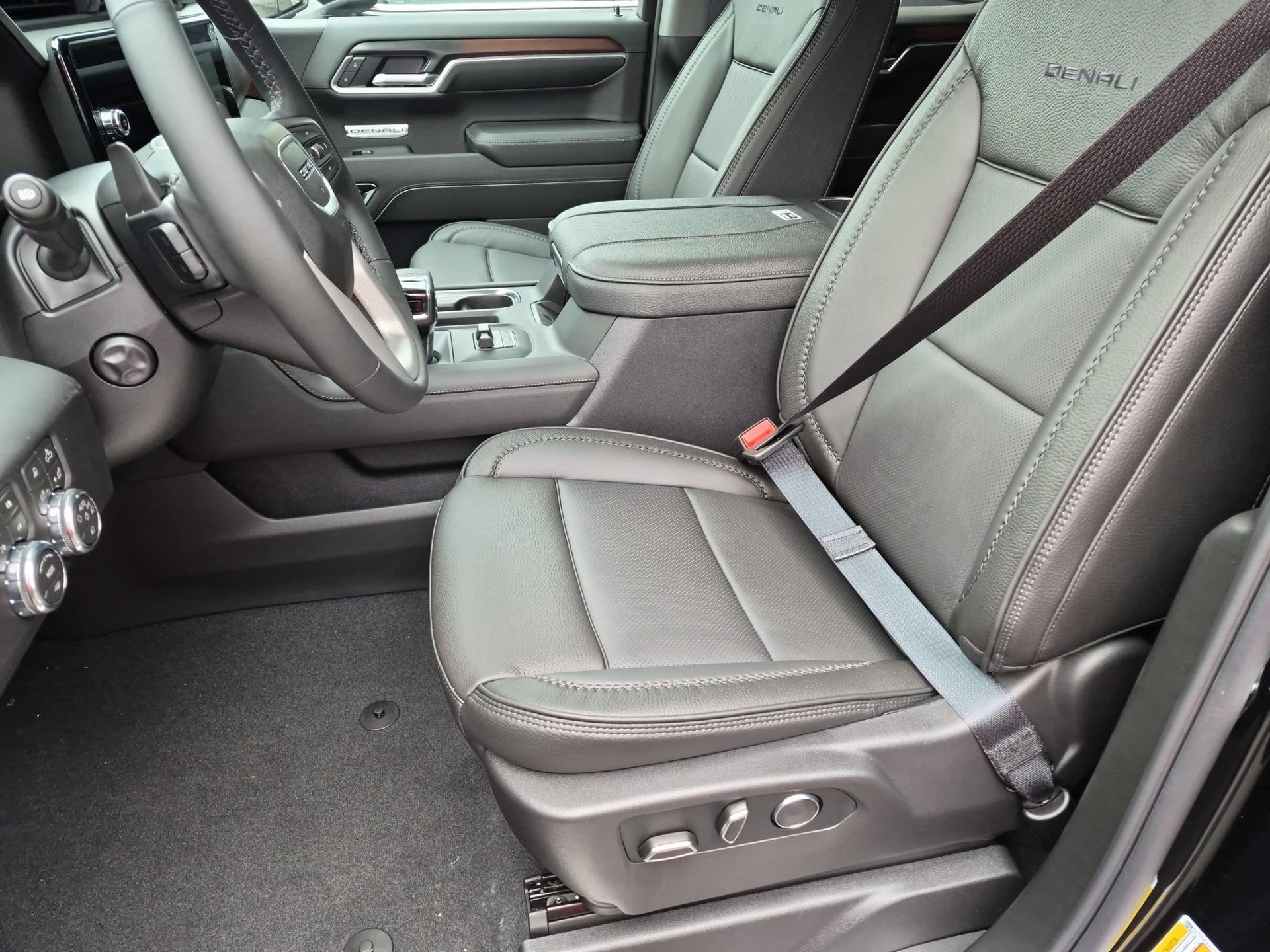 2026 GMC Sierra 1500 Denali - Photo 19