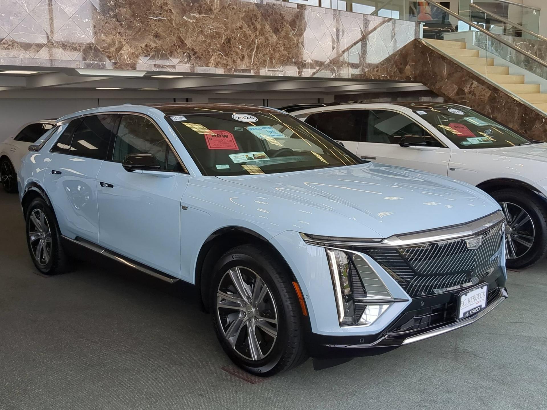 Used 2024 Cadillac LYRIQ Luxury 1 with VIN 1GYKPPRL8RZ105446 for sale in Palmyra, NJ