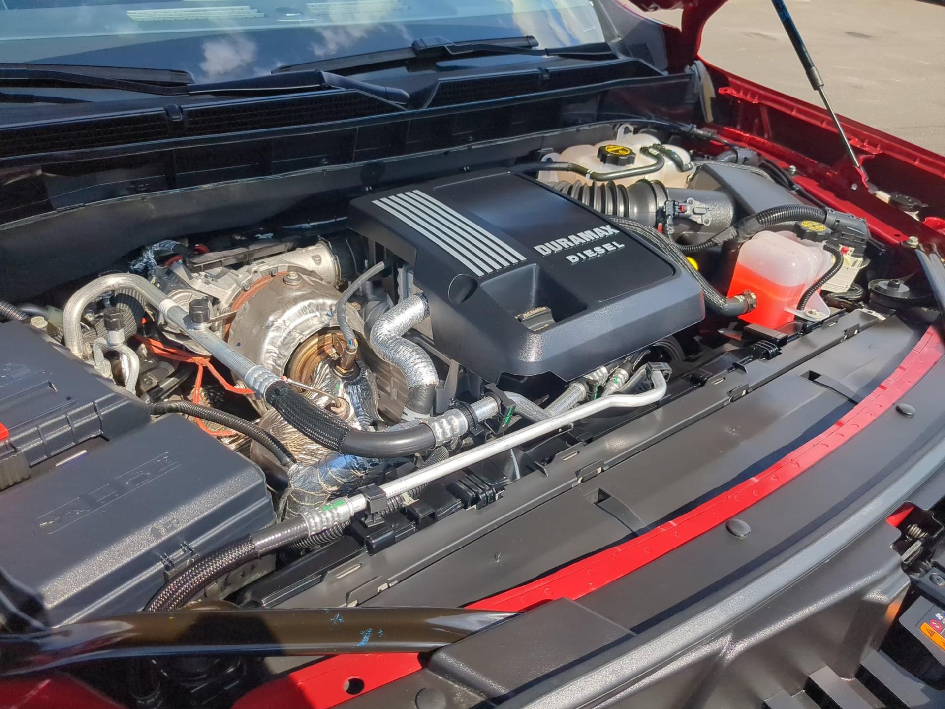 2025 GMC Yukon XL Denali Ultimate - Photo 29