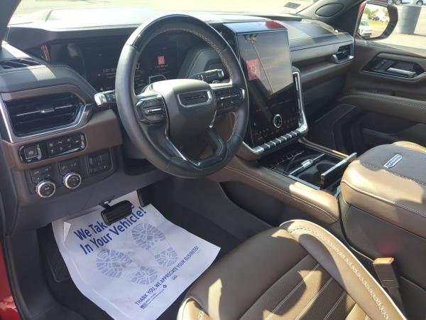 2025 GMC Yukon XL Denali Ultimate - Photo 42