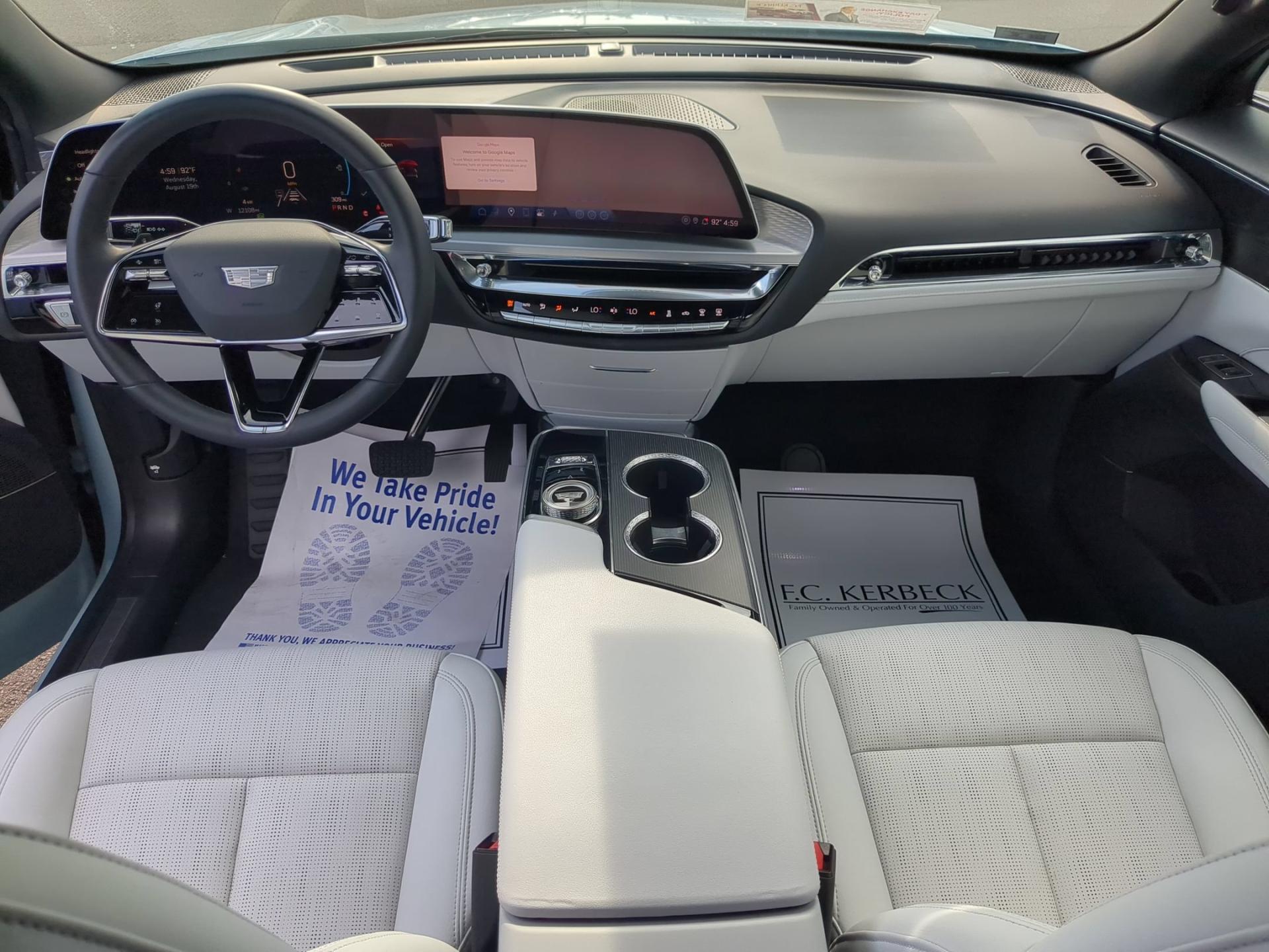 2024 Cadillac LYRIQ Luxury 1 - Photo 19