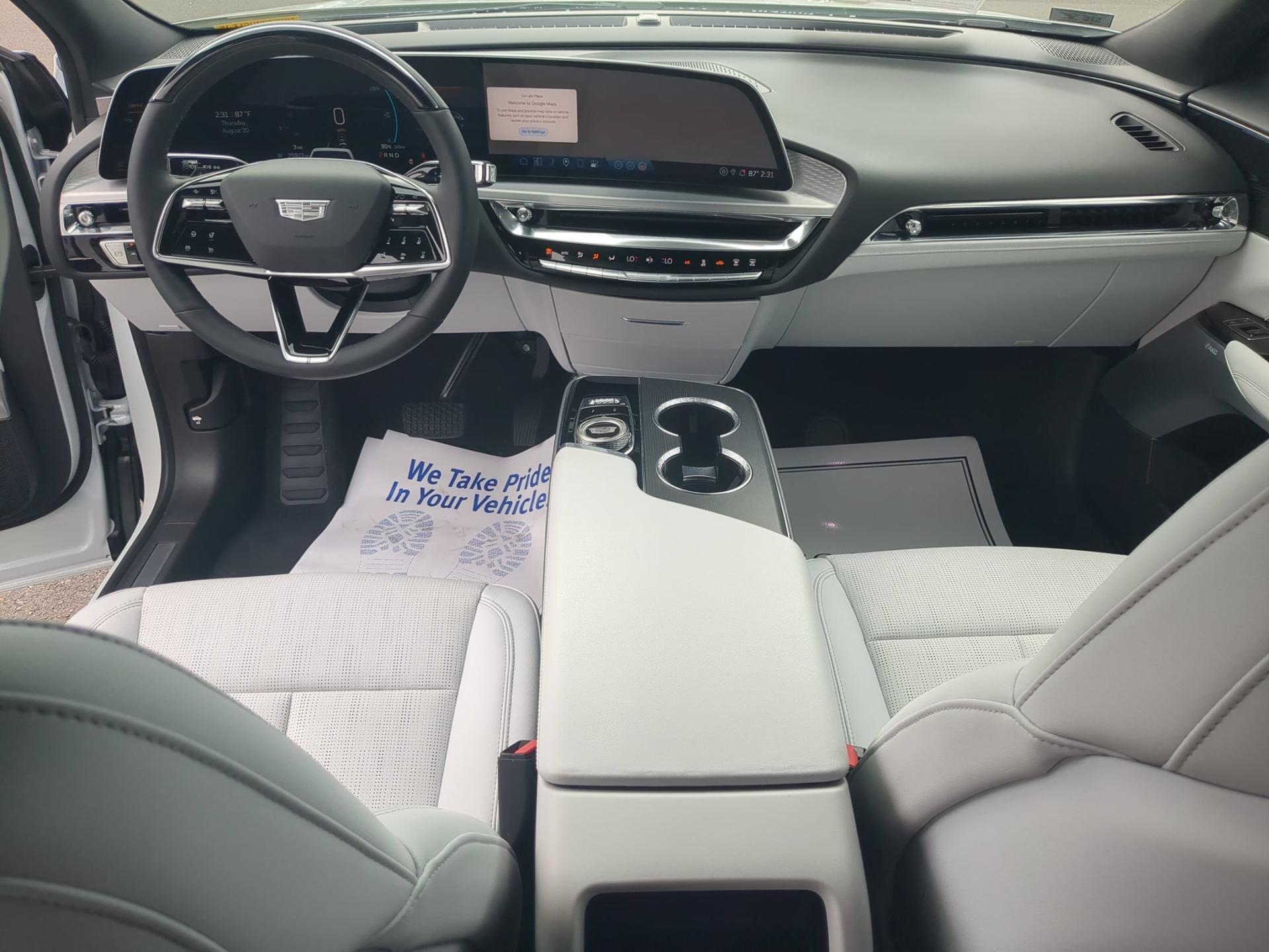 2024 Cadillac LYRIQ Luxury 2 - Photo 19