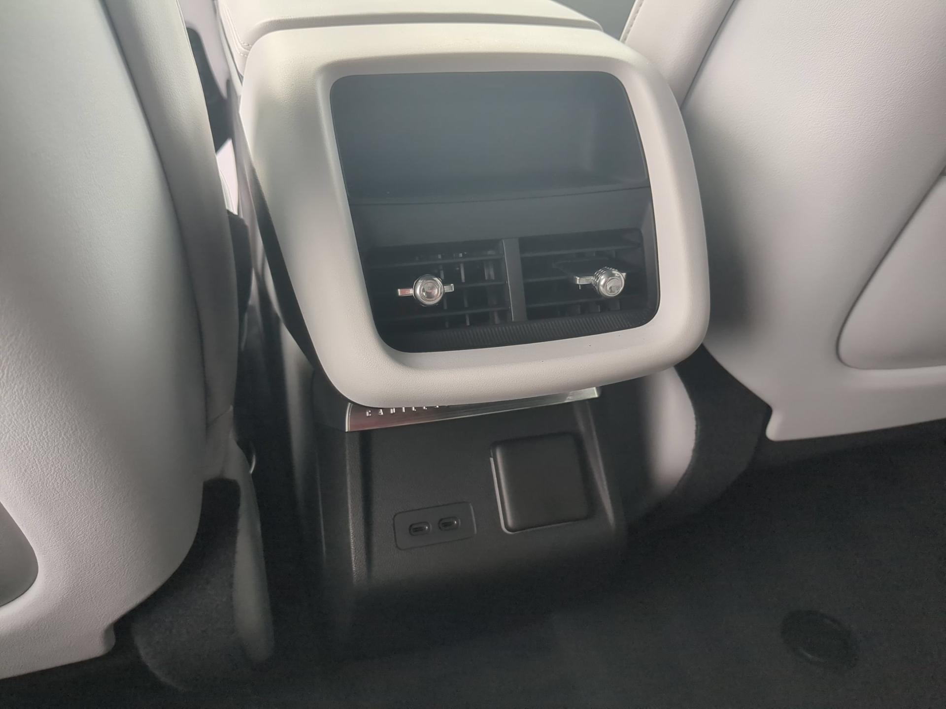 2024 Cadillac LYRIQ Luxury 2 - Photo 20