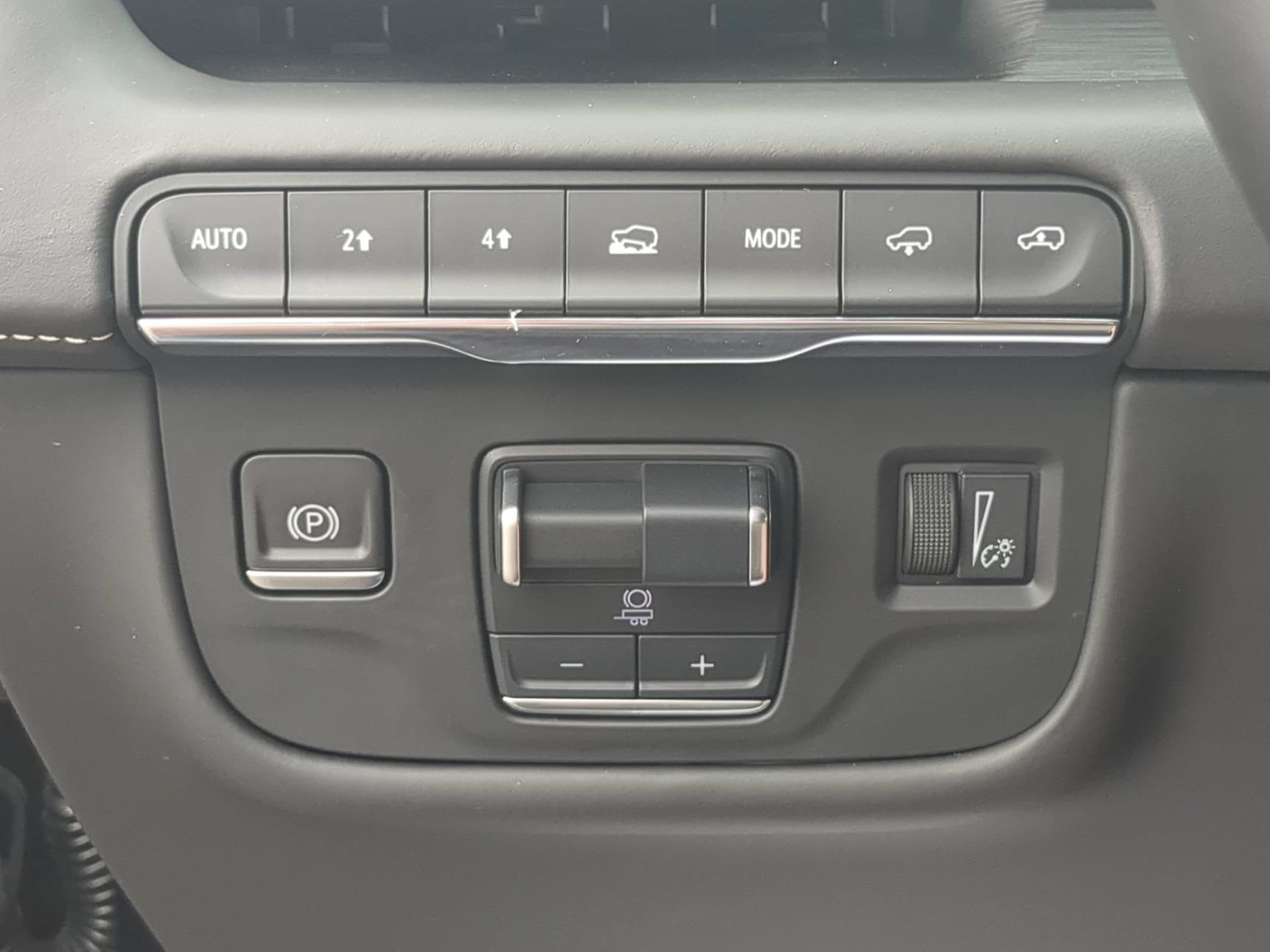 2023 Cadillac Escalade Premium Luxury Platinum - Photo 17