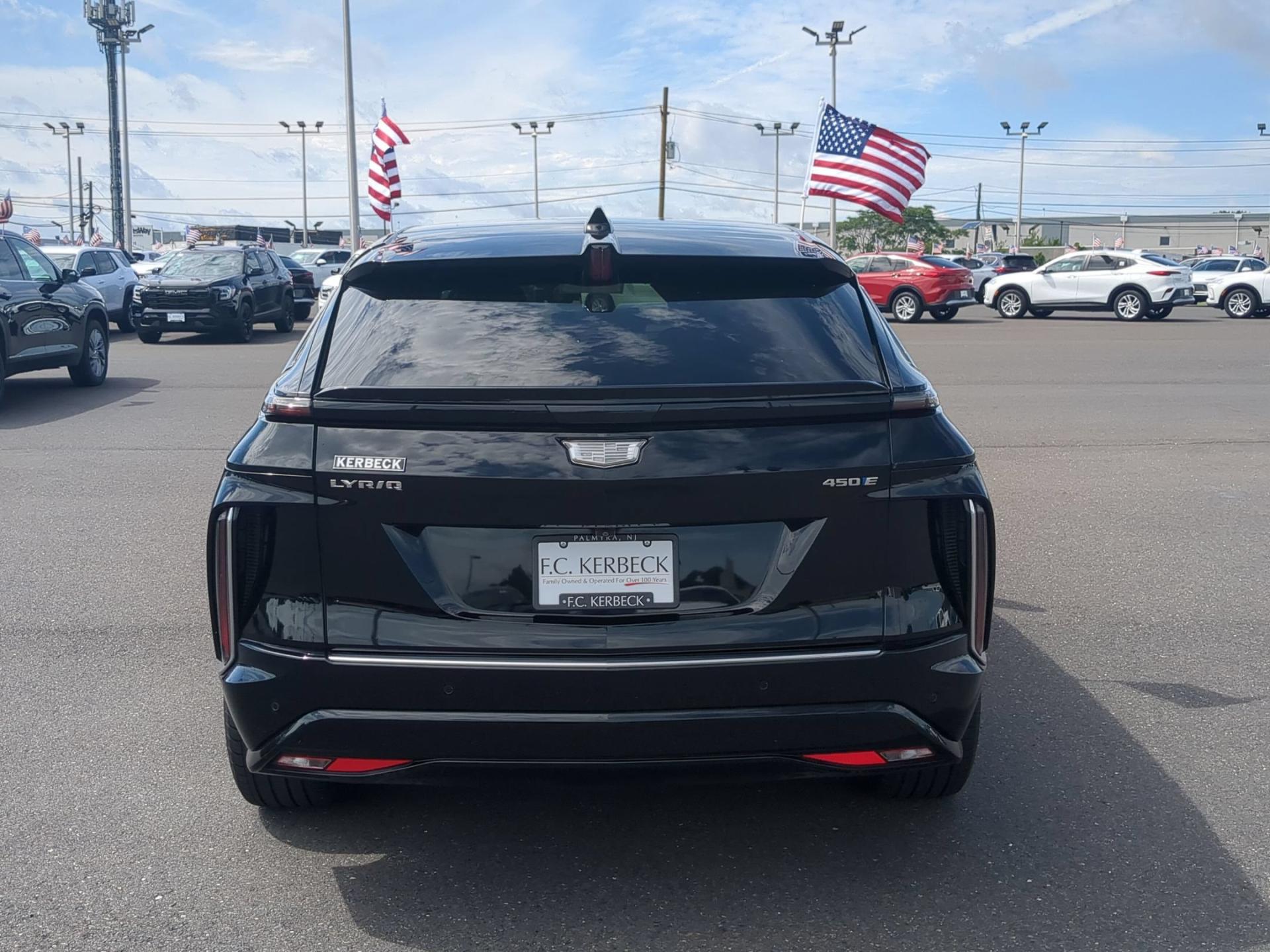2024 Cadillac LYRIQ Tech - Photo 6