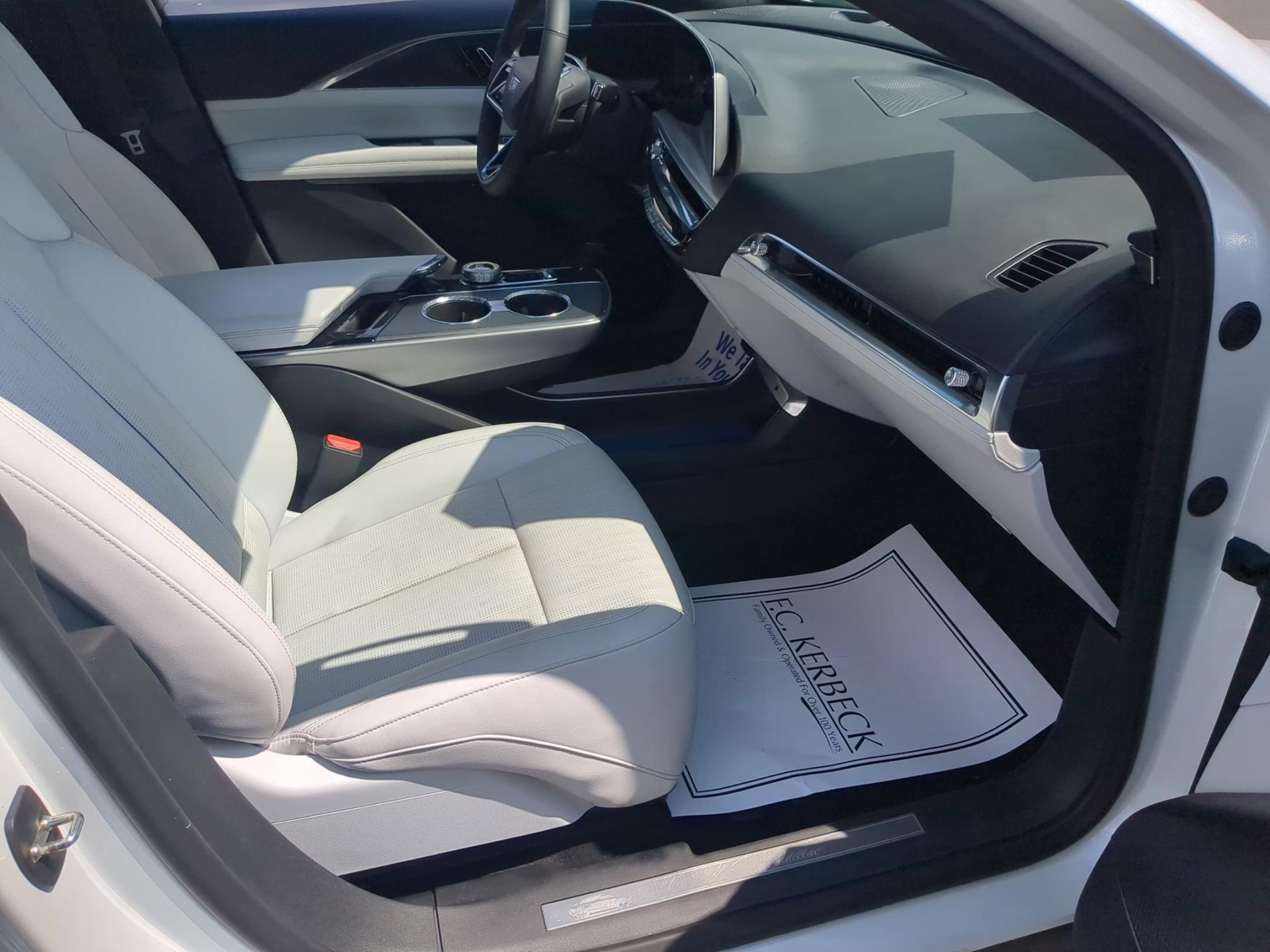 2024 Cadillac LYRIQ Sport 1 - Photo 27
