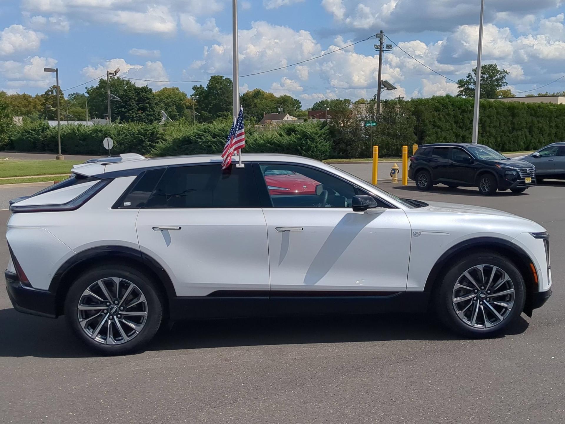 2024 Cadillac LYRIQ Sport 1 - Photo 8