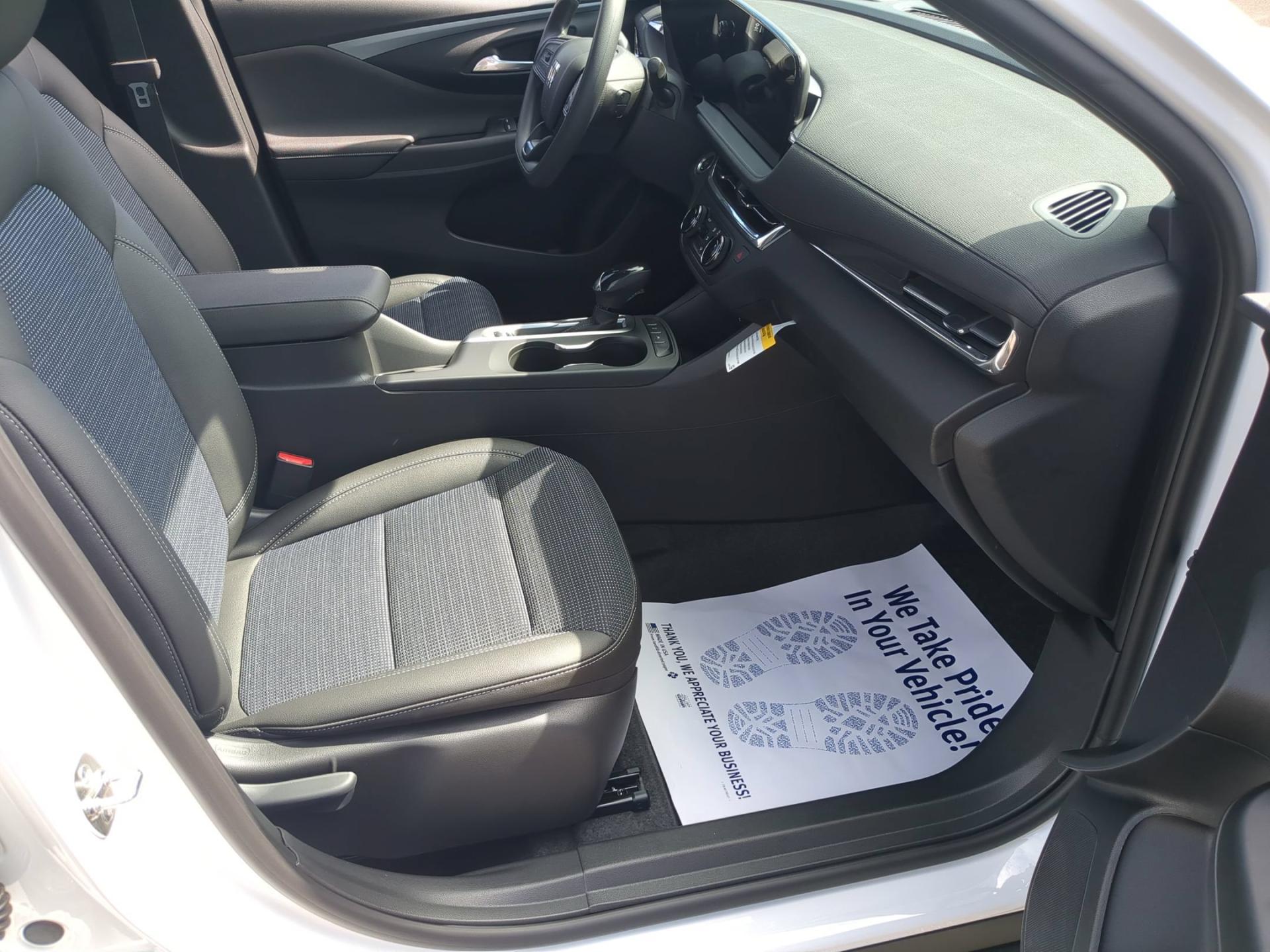 2026 Buick Envista Preferred - Photo 25