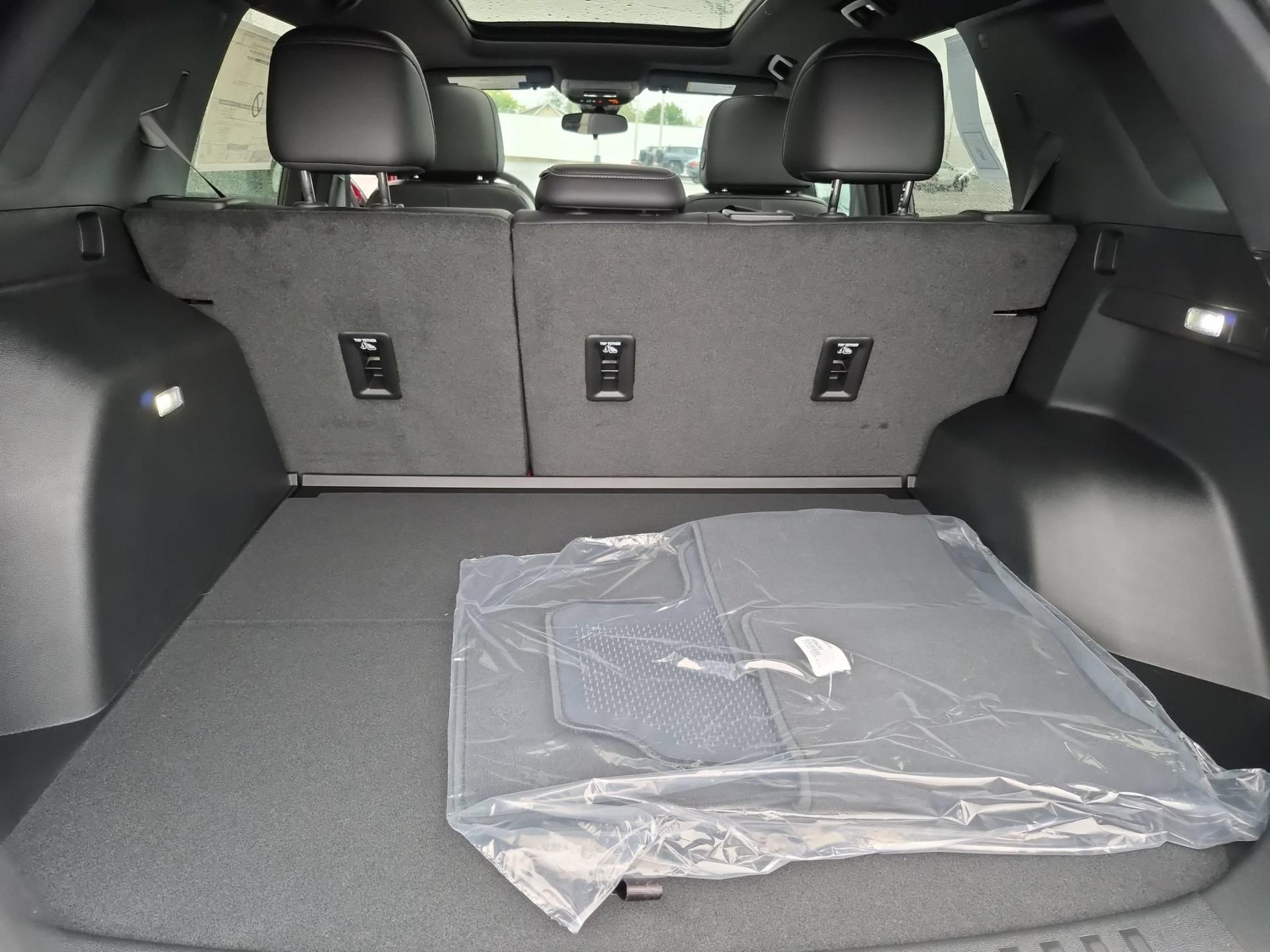 2027 GMC Terrain Elevation - Photo 27