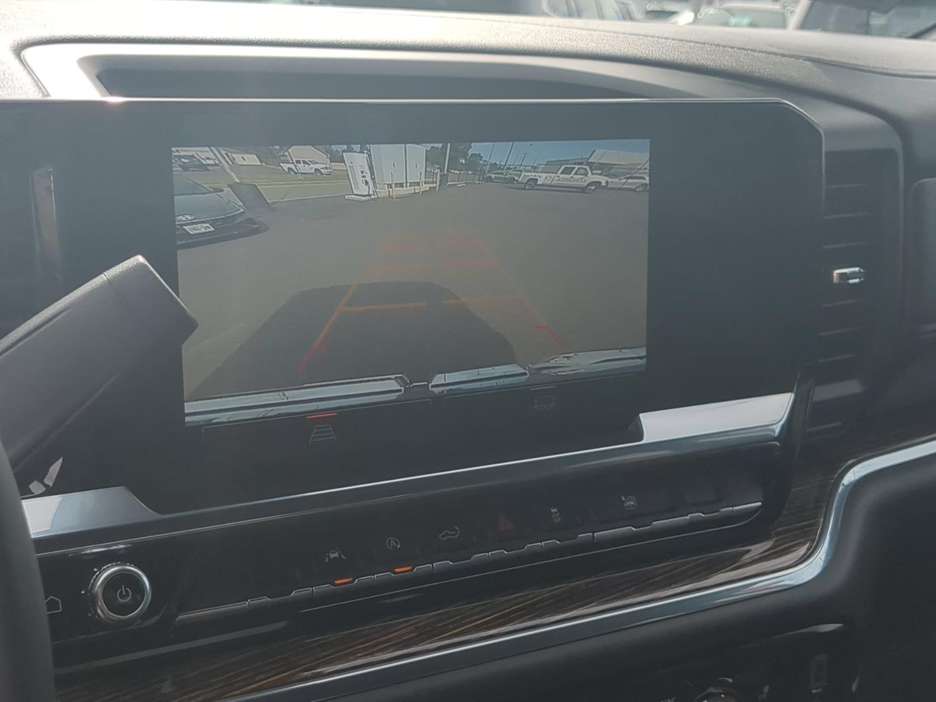 2024 GMC Sierra 1500 SLE - Photo 14