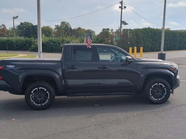 2024 Toyota Tacoma TRD Sport - Photo 39