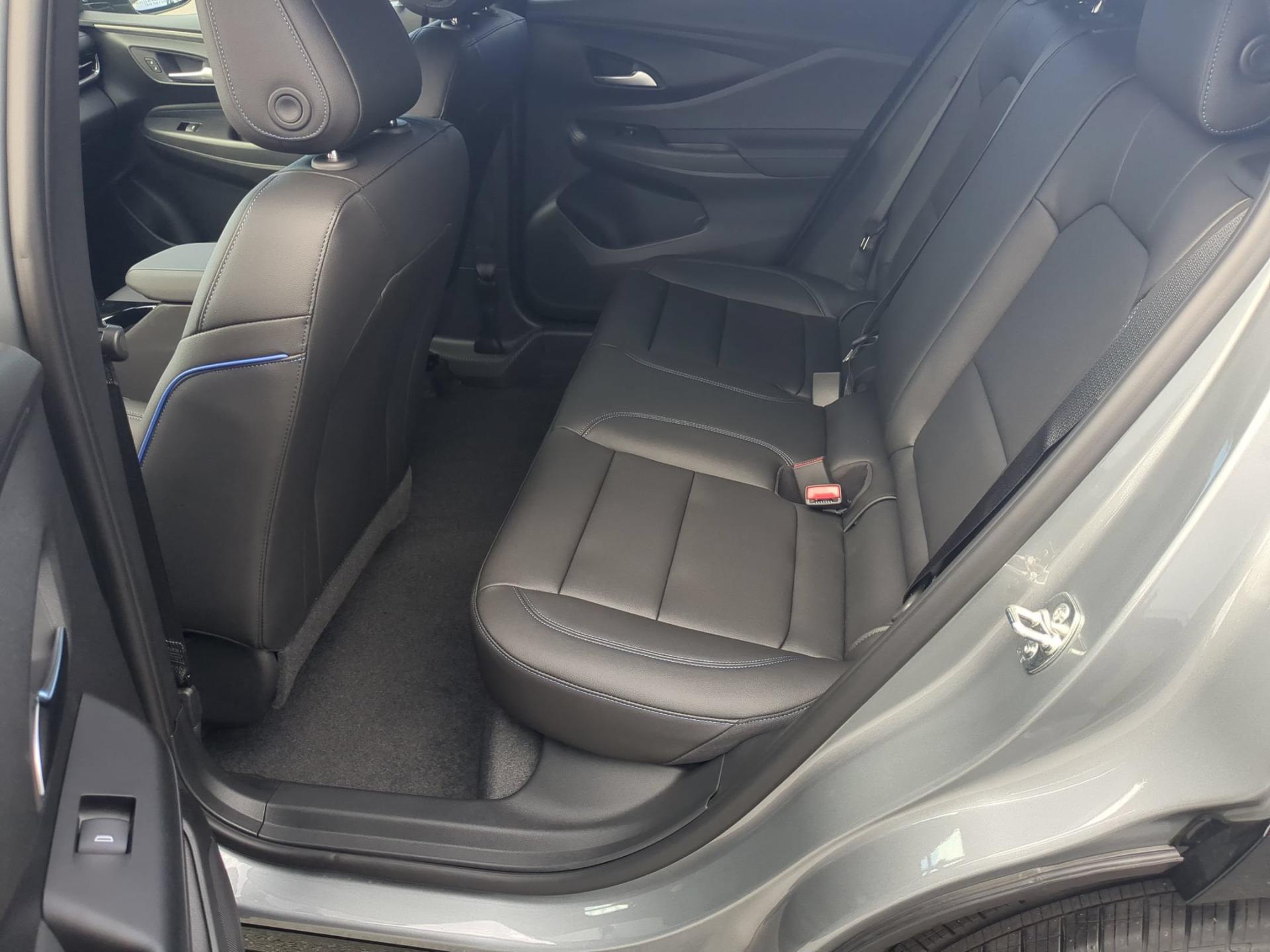2026 Buick Envista Sport Touring - Photo 22