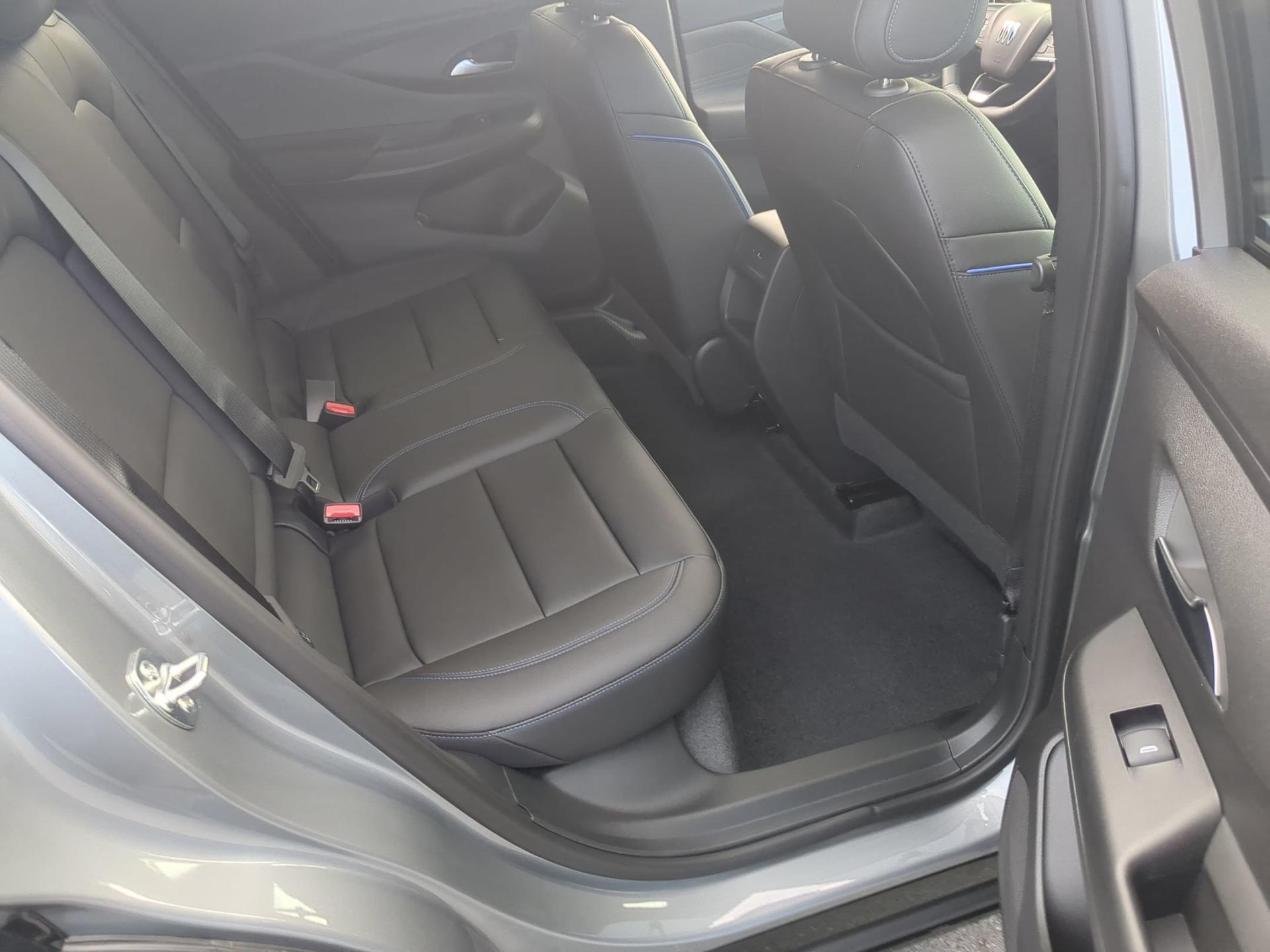 2026 Buick Envista Sport Touring - Photo 24