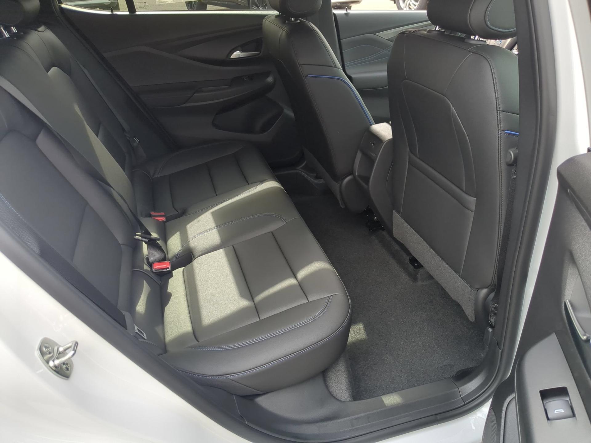2026 Buick Envista Sport Touring - Photo 24