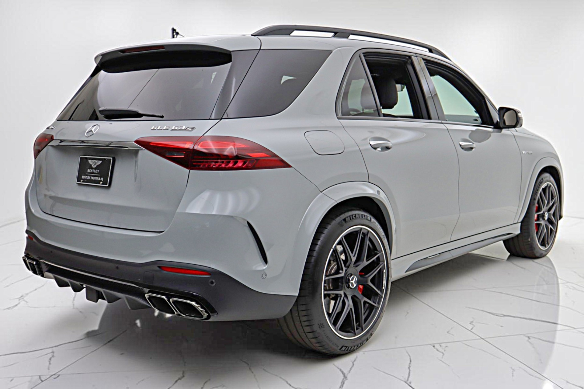 2025 Mercedes-Benz GLE AMG GLE63 S - Photo 12