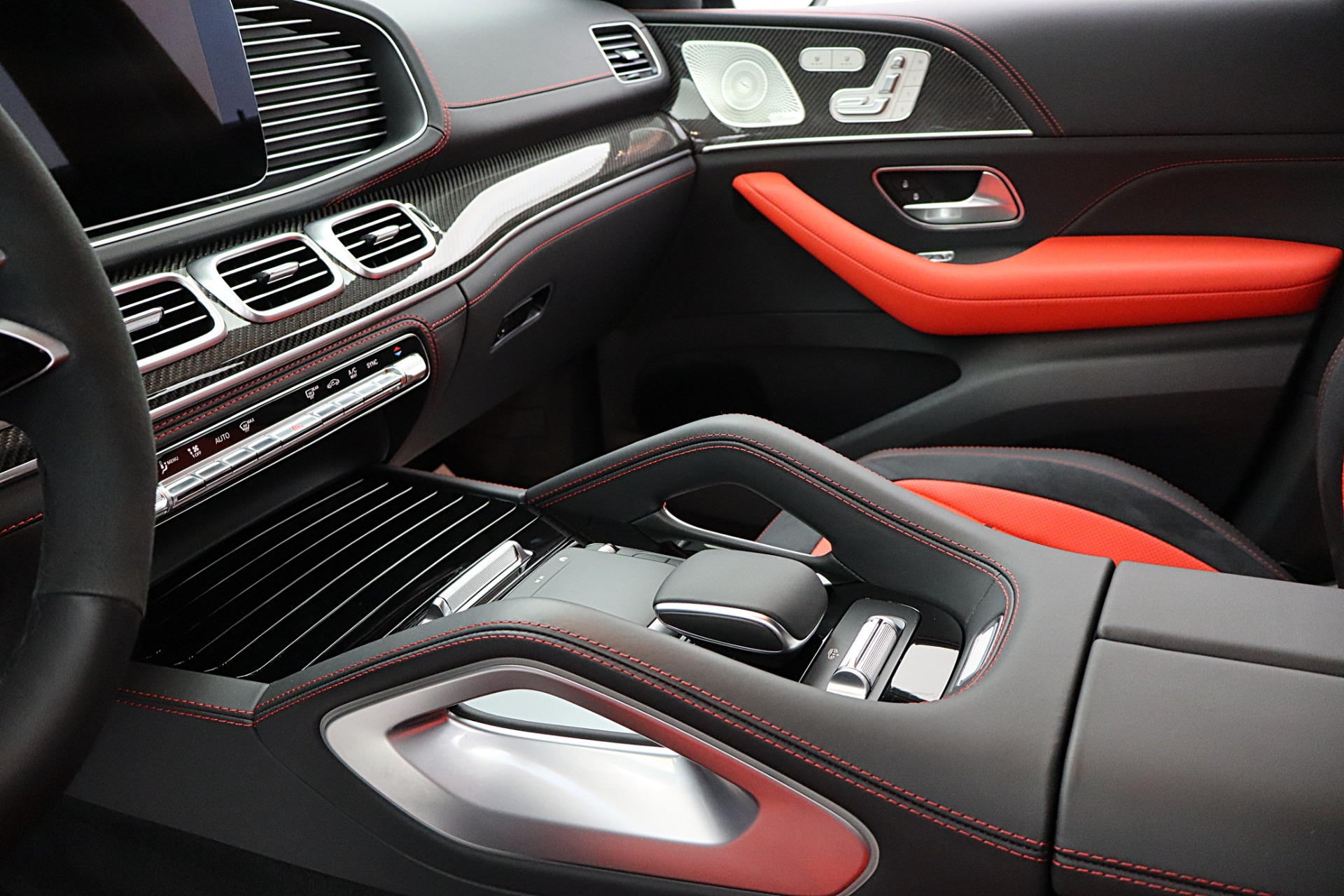 2025 Mercedes-Benz GLE AMG GLE63 S - Photo 34