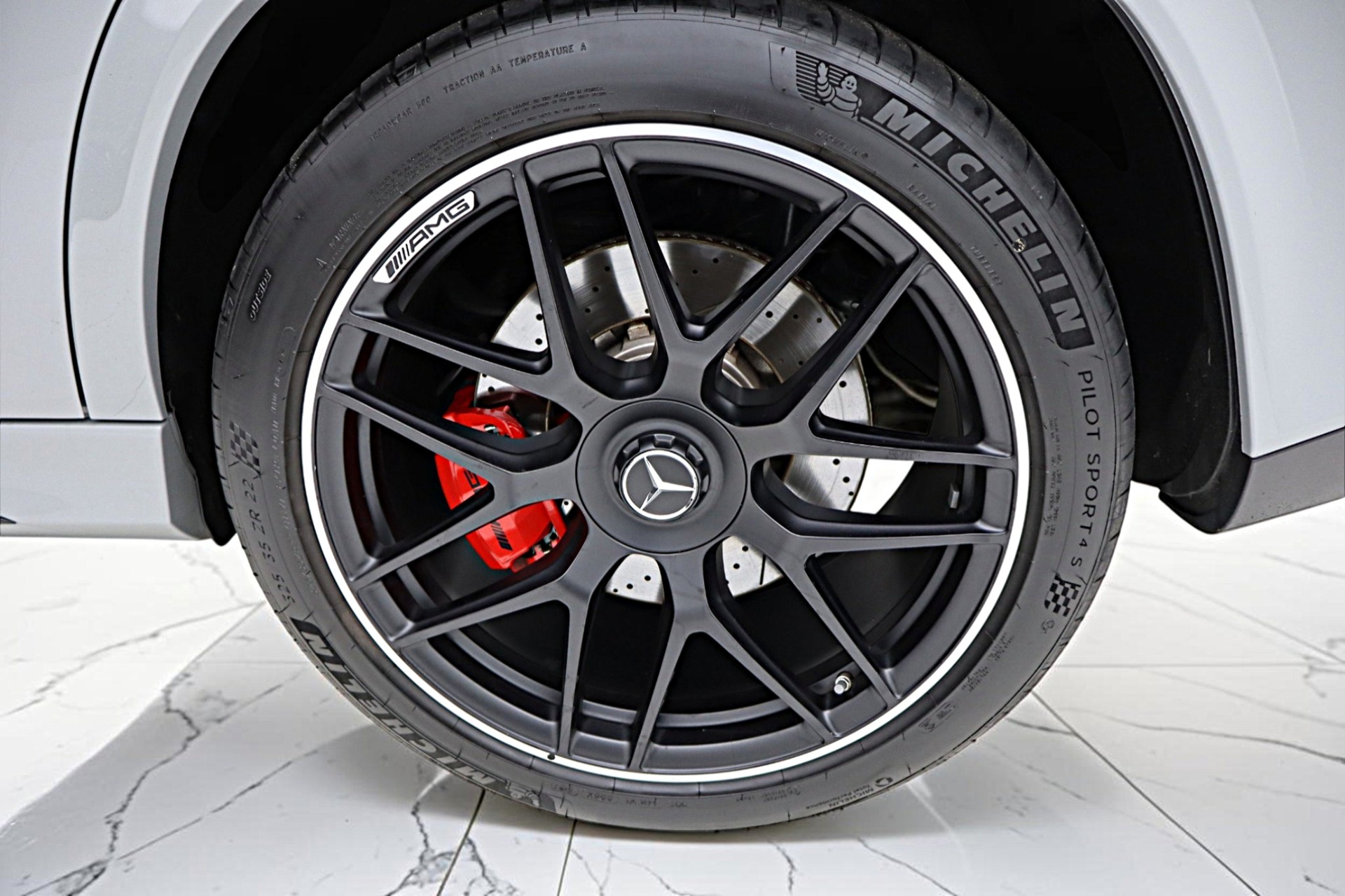 2025 Mercedes-Benz GLE AMG GLE63 S - Photo 43