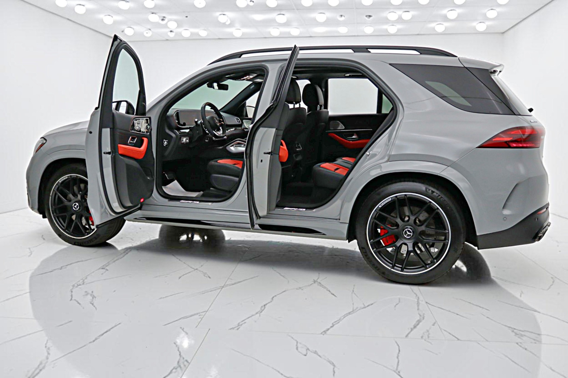2025 Mercedes-Benz GLE AMG GLE63 S - Photo 6