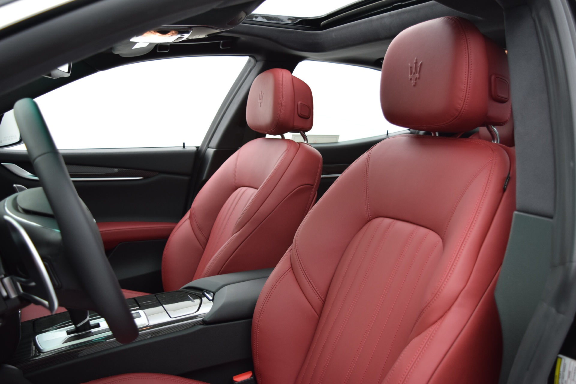 2015 Maserati Ghibli S Q4 photo 23