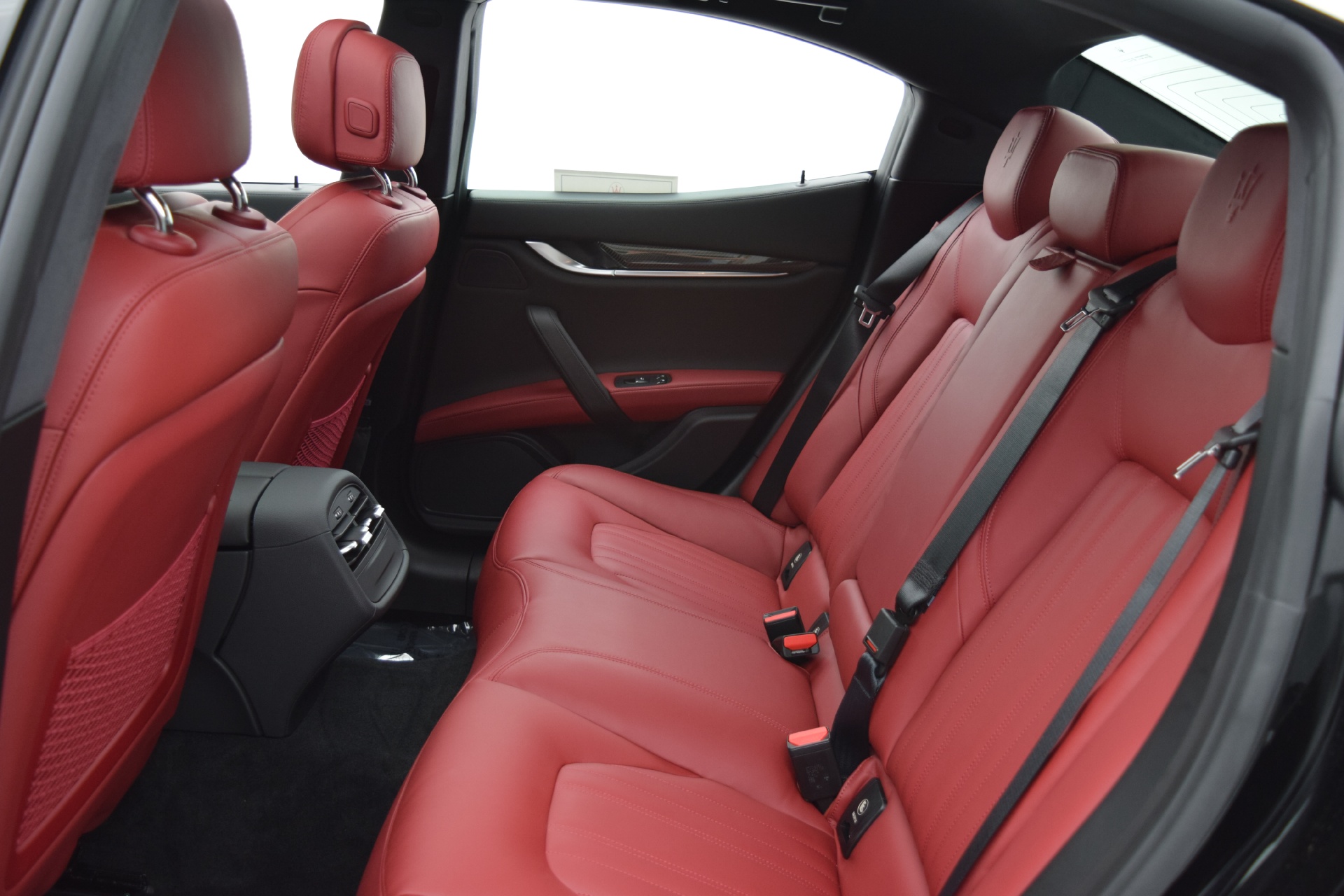 2015 Maserati Ghibli S Q4 photo 26