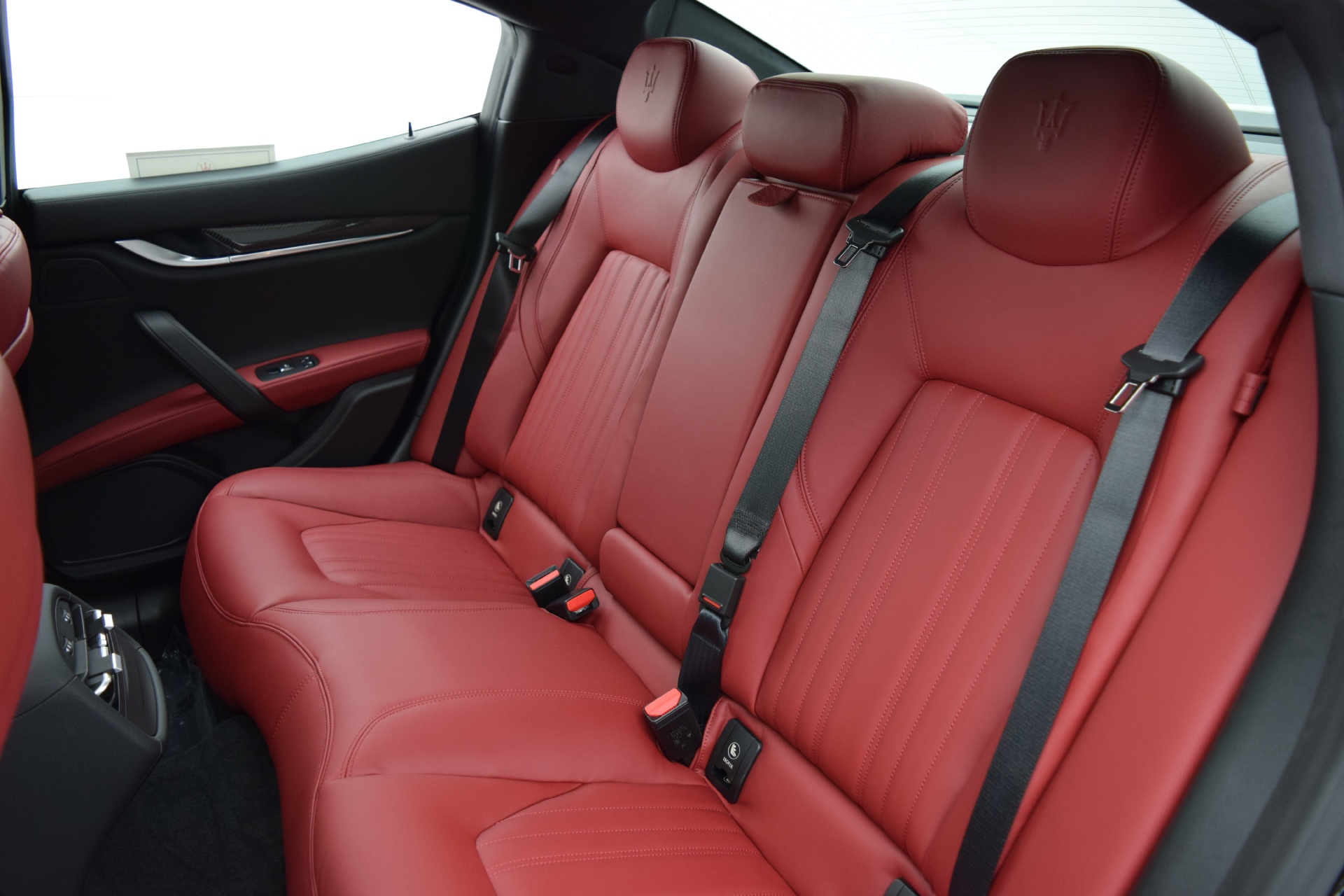 2015 Maserati Ghibli S Q4 photo 27