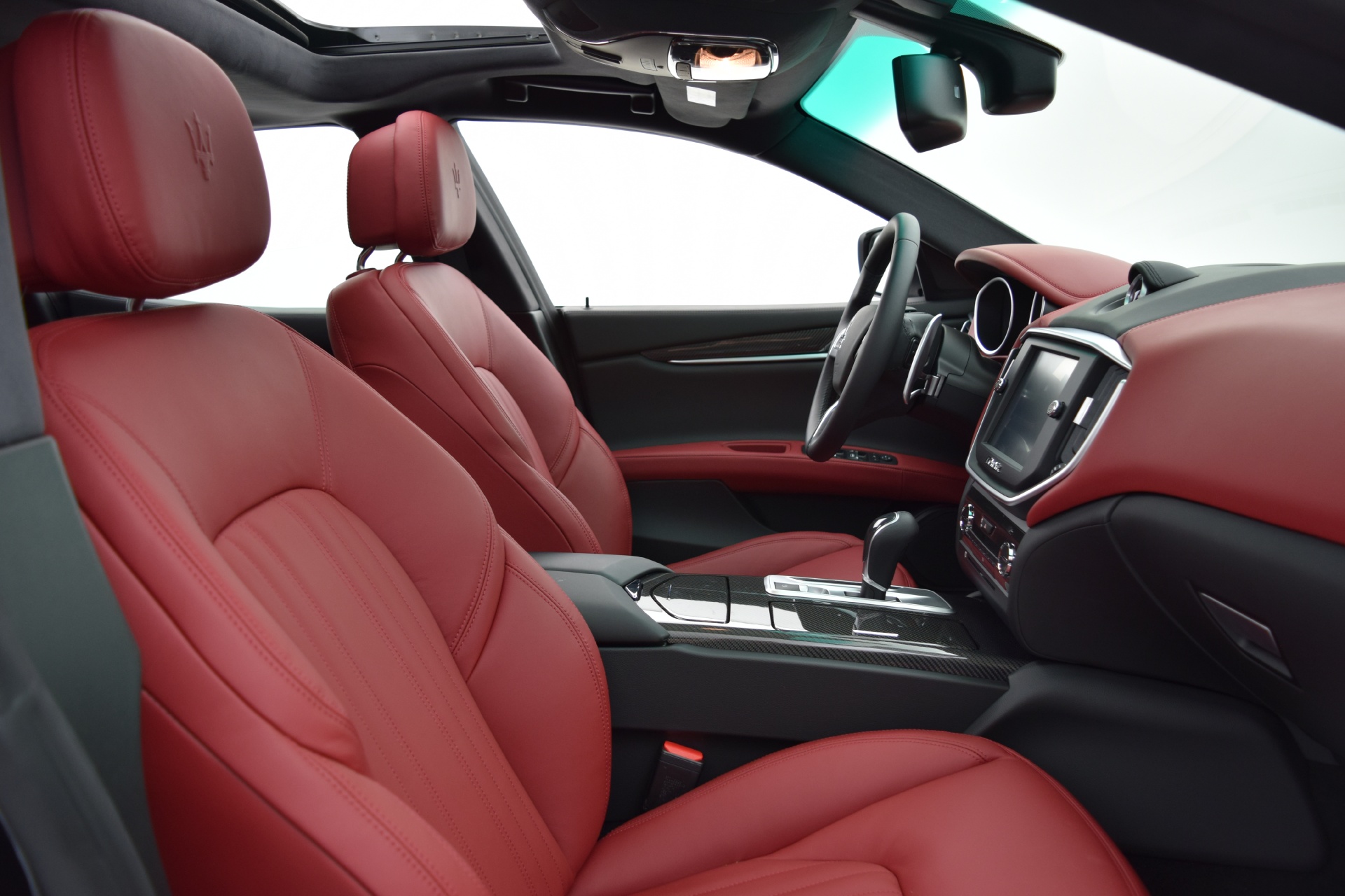 2015 Maserati Ghibli S Q4 photo 32