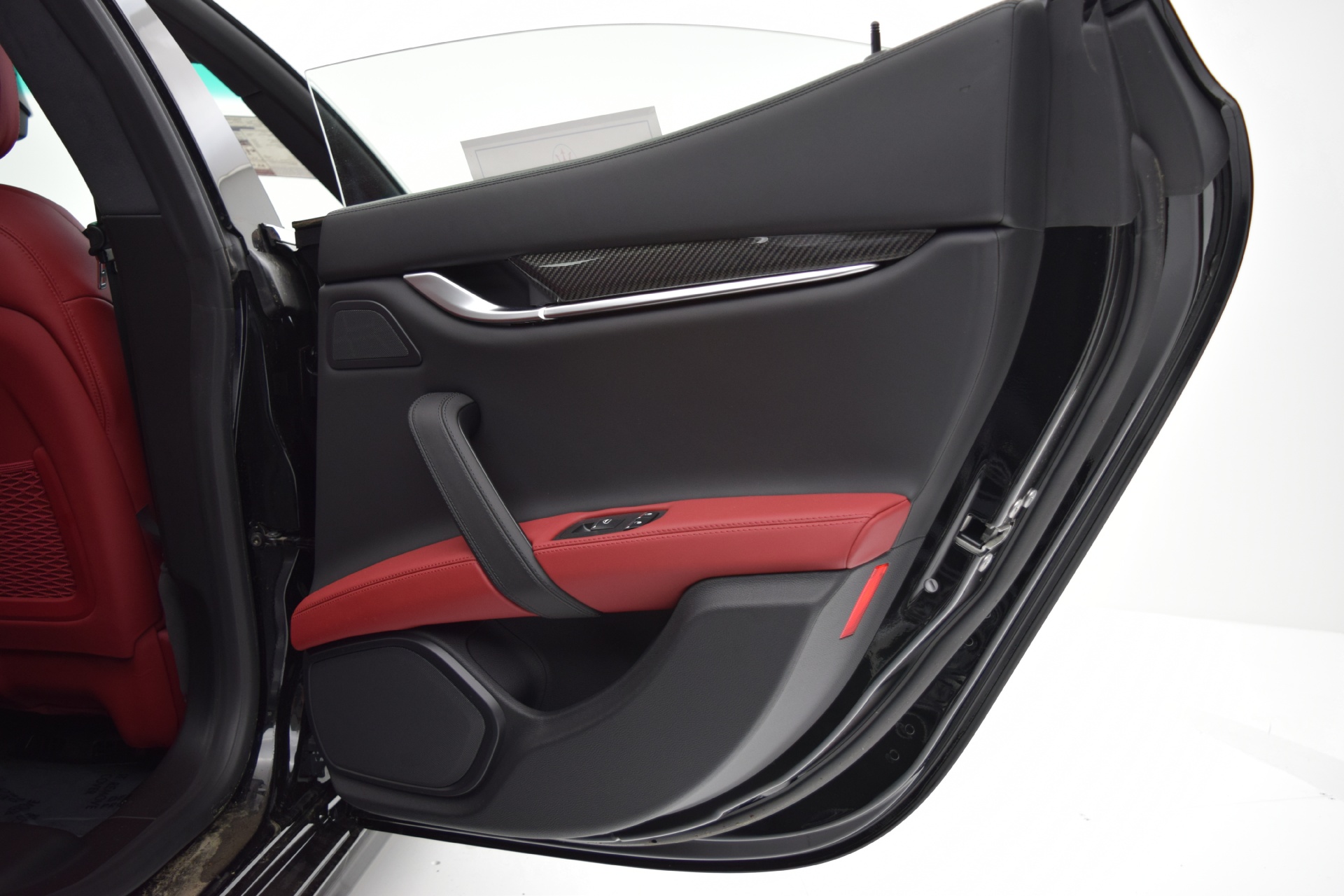 2015 Maserati Ghibli S Q4 photo 34