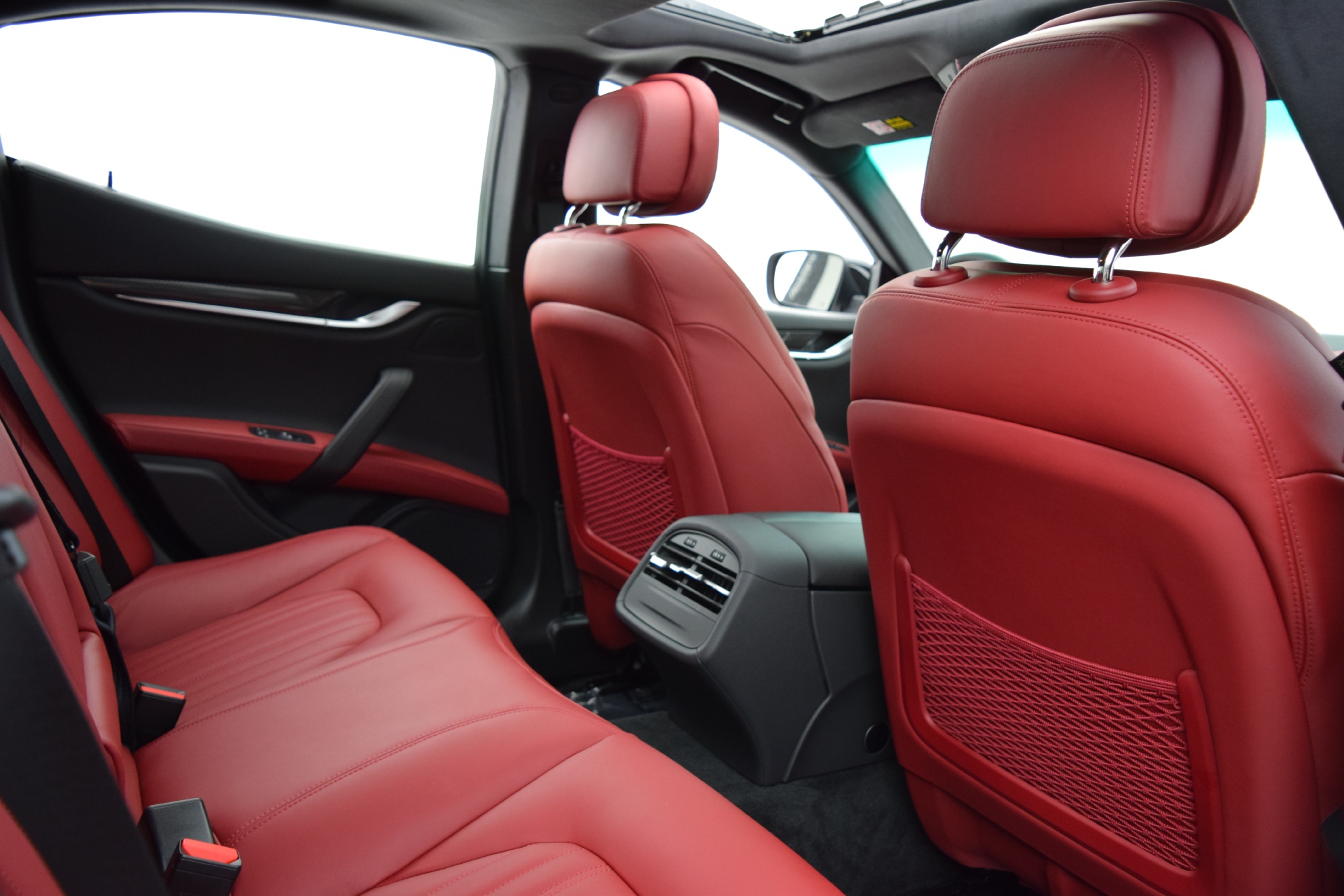 2015 Maserati Ghibli S Q4 photo 35