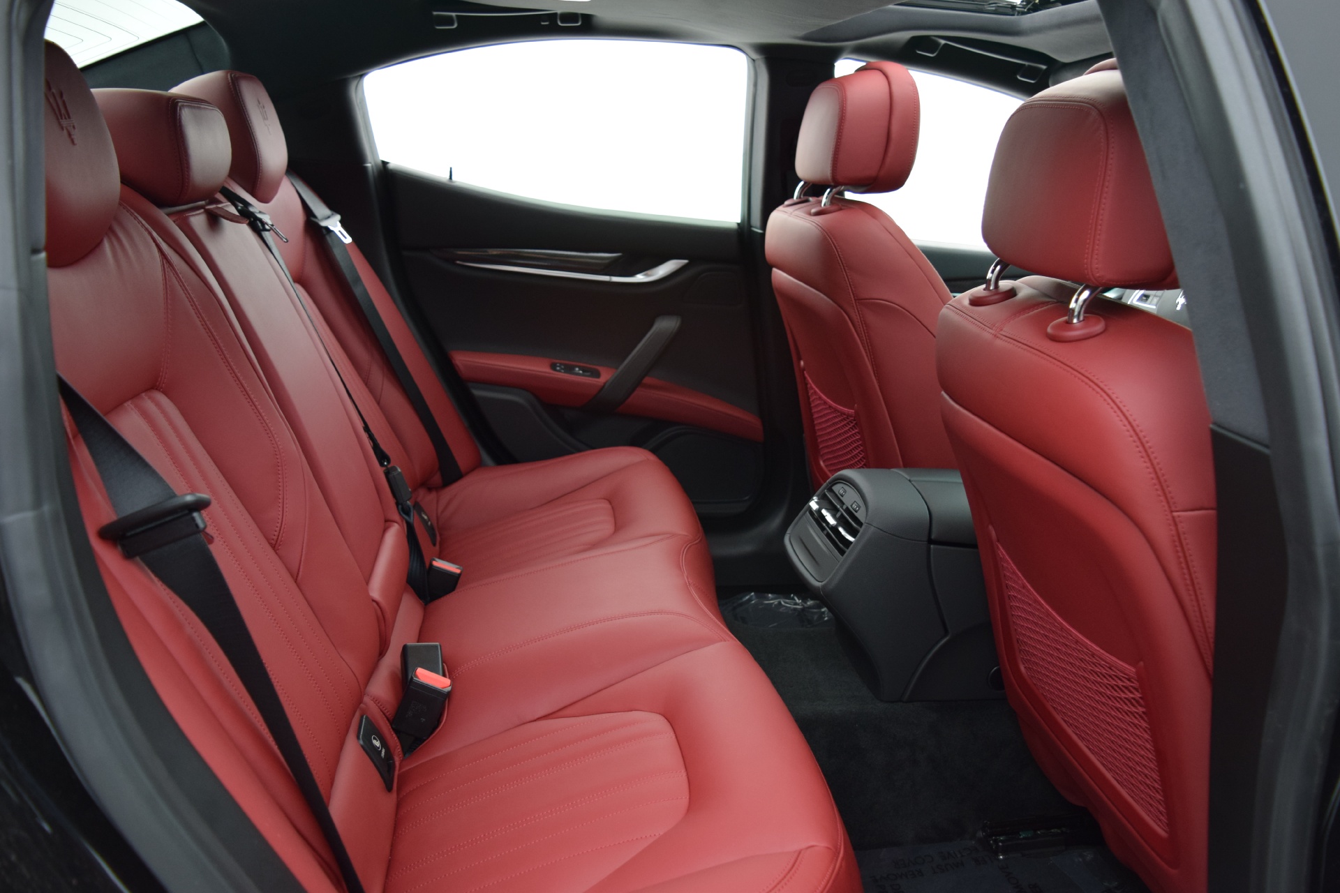 2015 Maserati Ghibli S Q4 photo 36